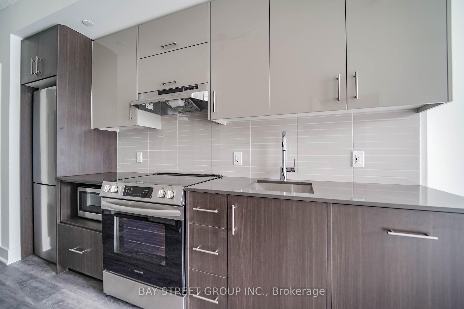 Photo 8 of Unit 2016, 188 Fairview Mall Drive, North York, Don Valley Village — HOMEH