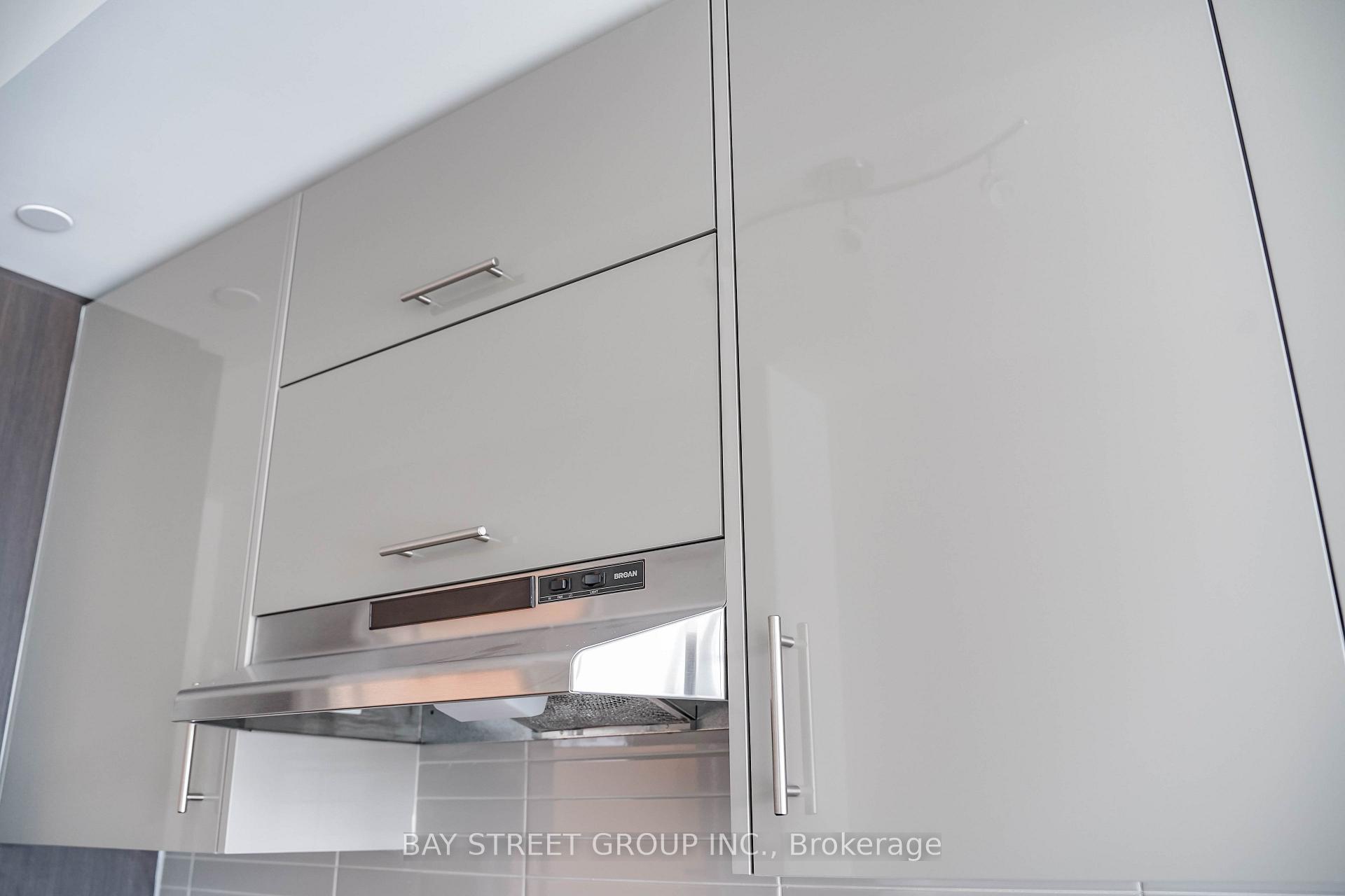 Photo 17 of Unit 2016, 188 Fairview Mall Drive, North York, Don Valley Village — HOMEH