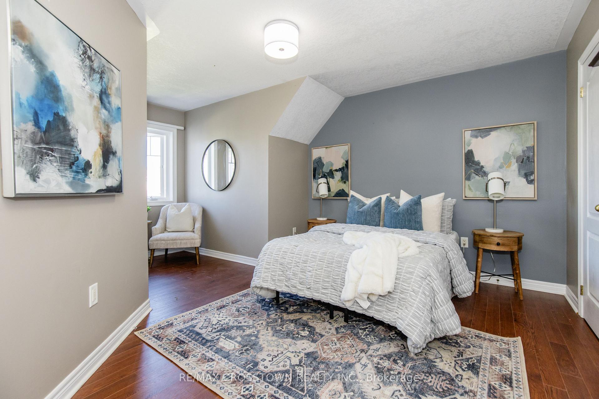 Photo 22 of 62 Windsor Crescent, Barrie, Innis-Shore — HOMEH