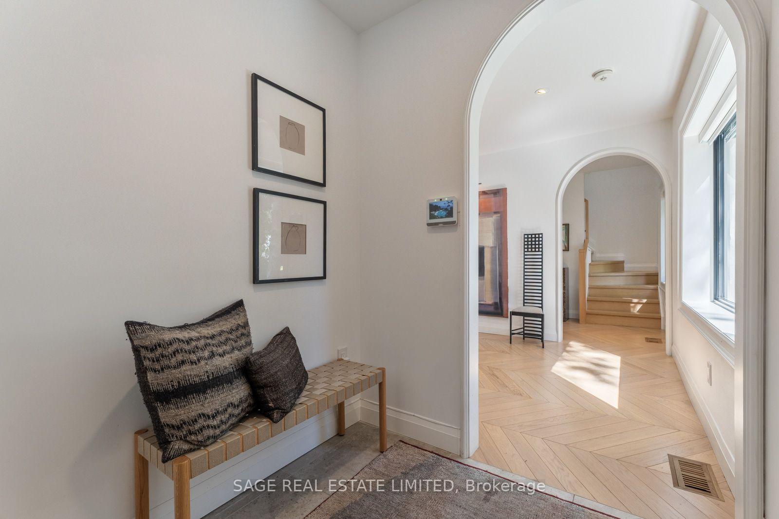 Photo 3 of 6 Westrose Avenue, Etobicoke, Kingsway South — HOMEH