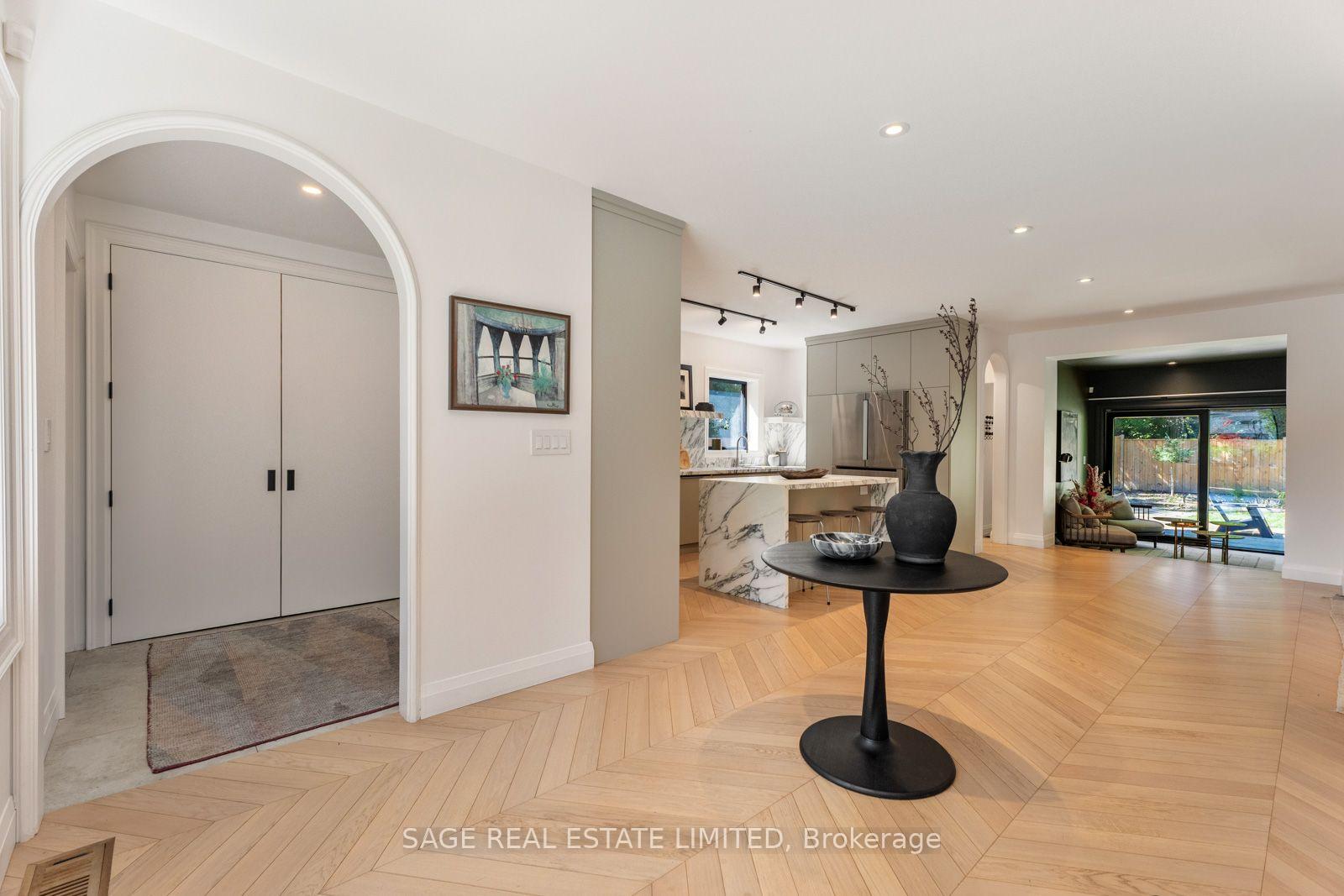 Photo 5 of 6 Westrose Avenue, Etobicoke, Kingsway South — HOMEH
