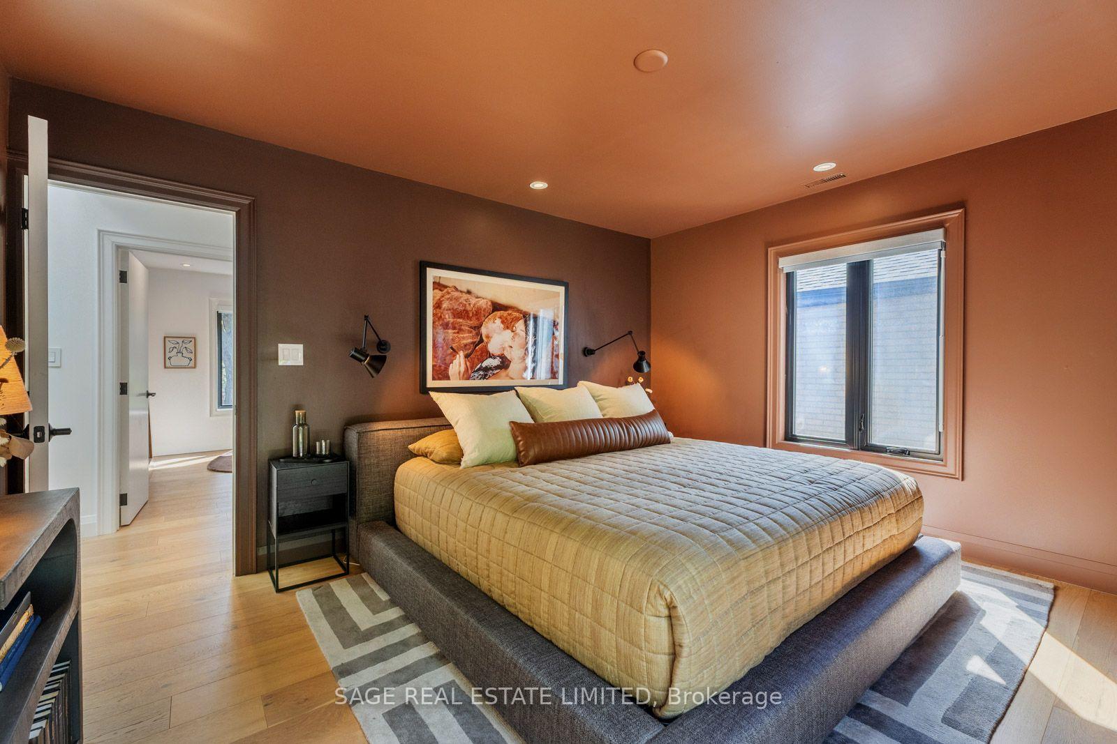 Photo 24 of 6 Westrose Avenue, Etobicoke, Kingsway South — HOMEH