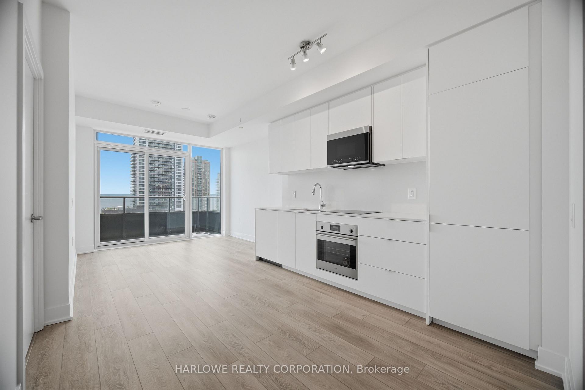 Photo of Unit 907, 2088 James Street