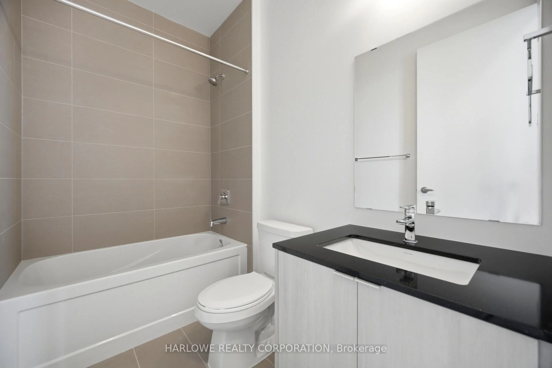 Photo 15 of Unit 907, 2088 James Street, Burlington, Brant — HOMEH