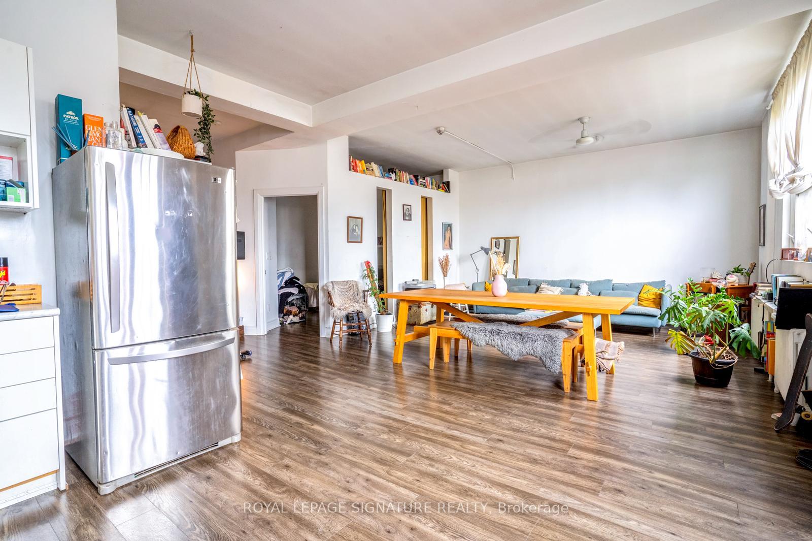 Photo 7 of Unit Upper/Rear, 926 King Street, Toronto, Niagara — HOMEH