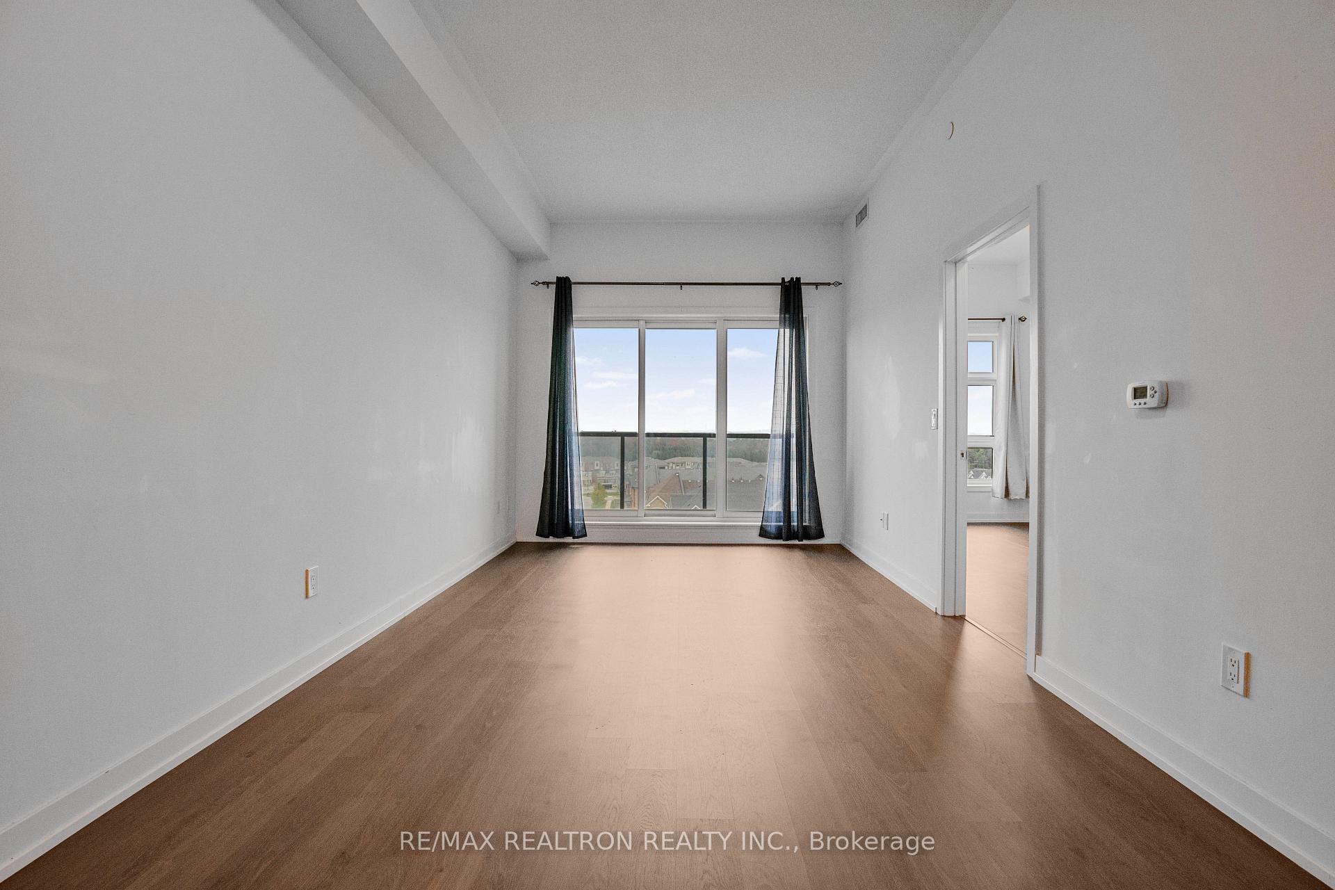 Photo 15 of Unit PH 446, 555 William Graham Drive W, Aurora, Rural Aurora — HOMEH