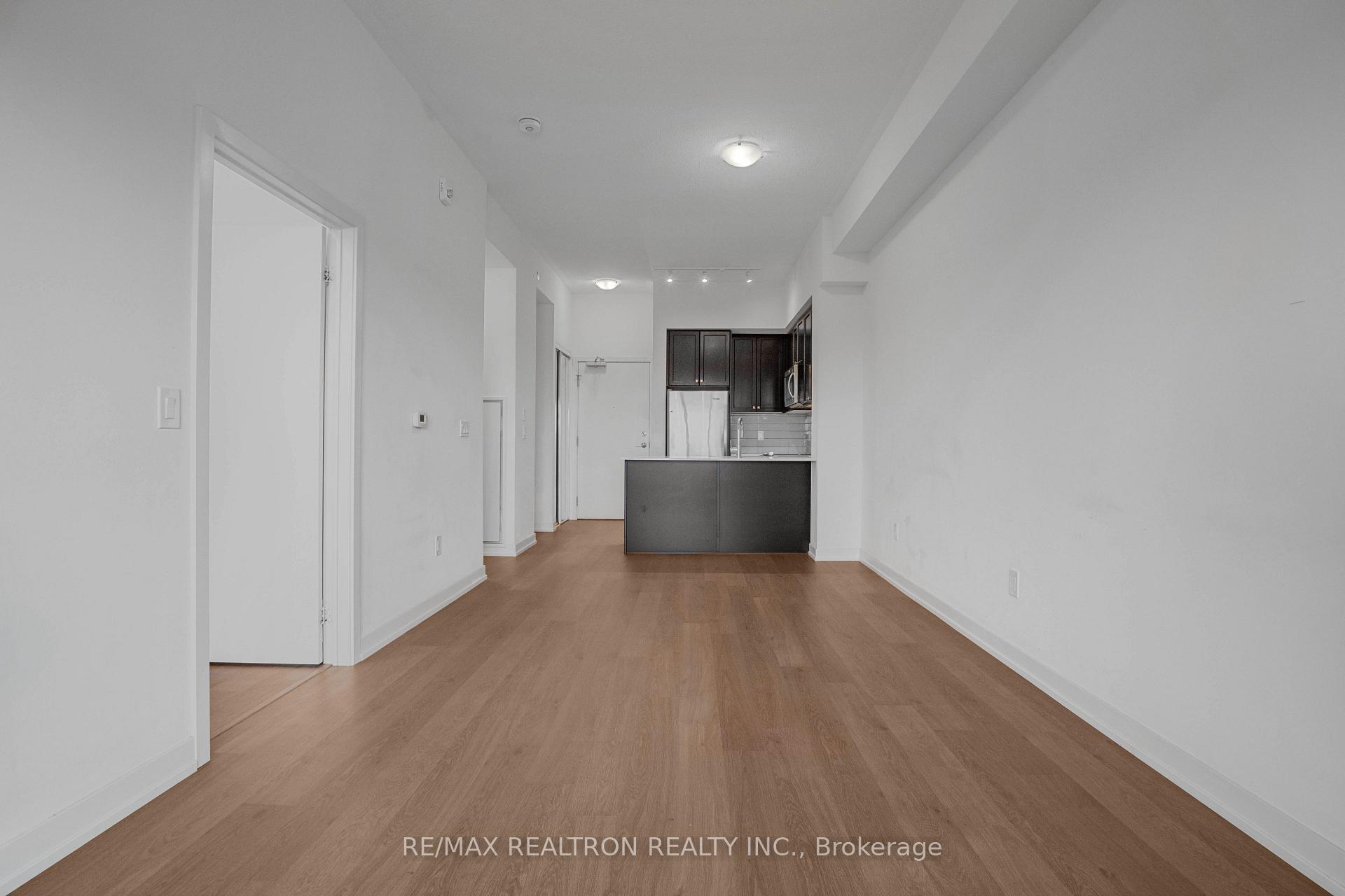 Photo 17 of Unit PH 446, 555 William Graham Drive W, Aurora, Rural Aurora — HOMEH