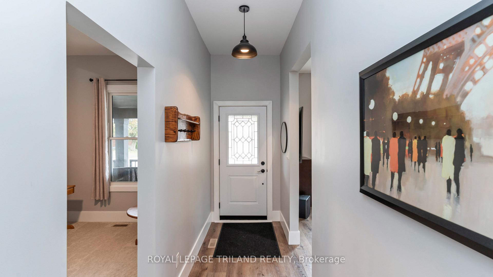 Photo 5 of 282 Ross Street, St. Thomas — HOMEH