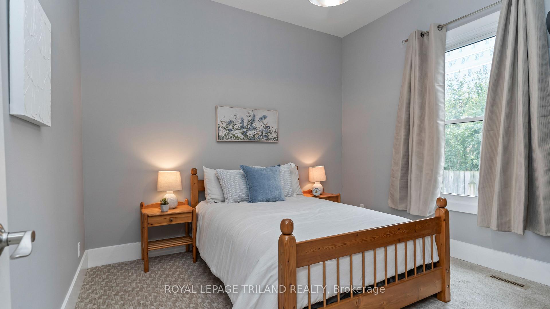 Photo 23 of 282 Ross Street, St. Thomas — HOMEH