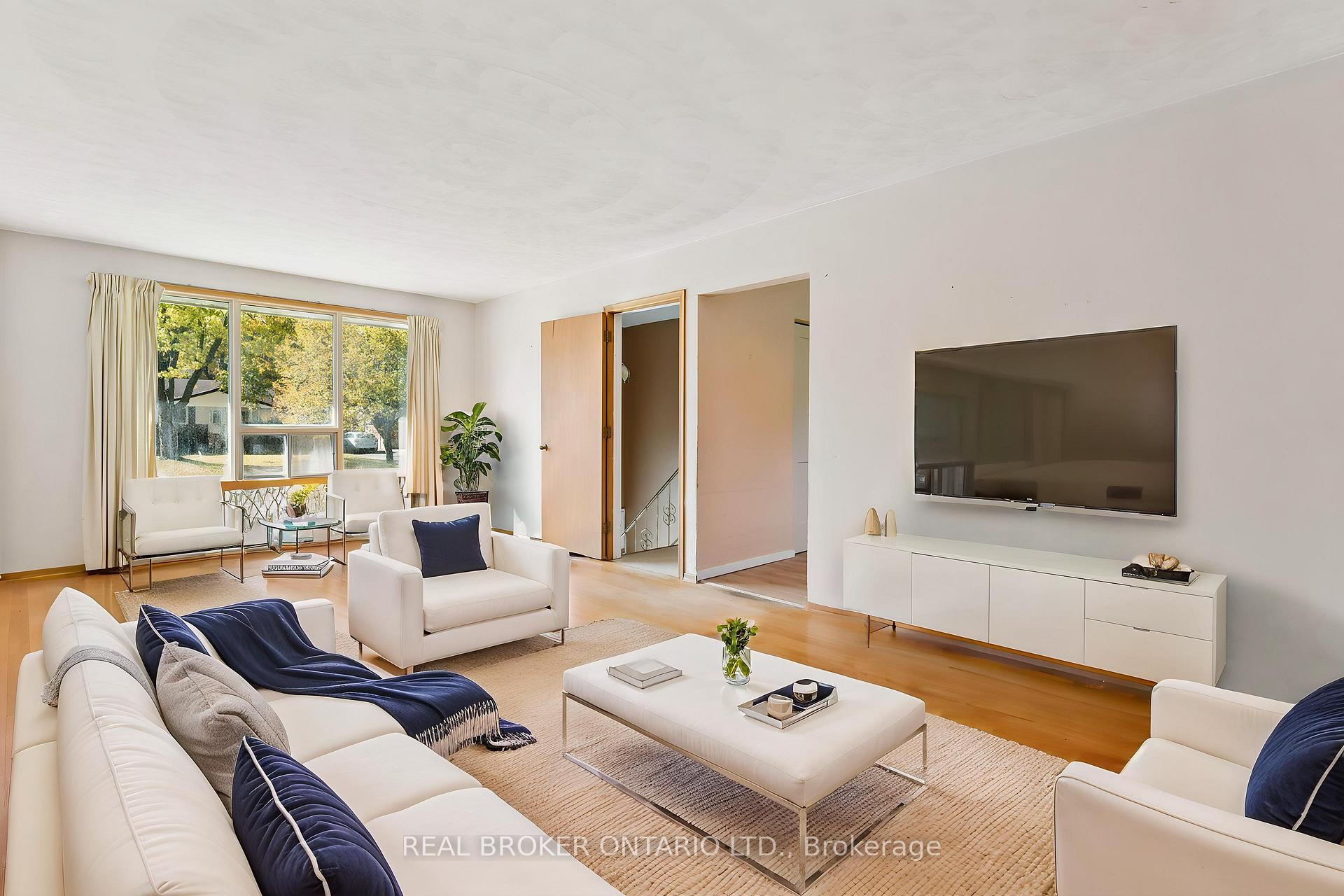 Photo 6 of 530 Glen Forrest Boulevard, Waterloo, Lakeshore Village — HOMEH