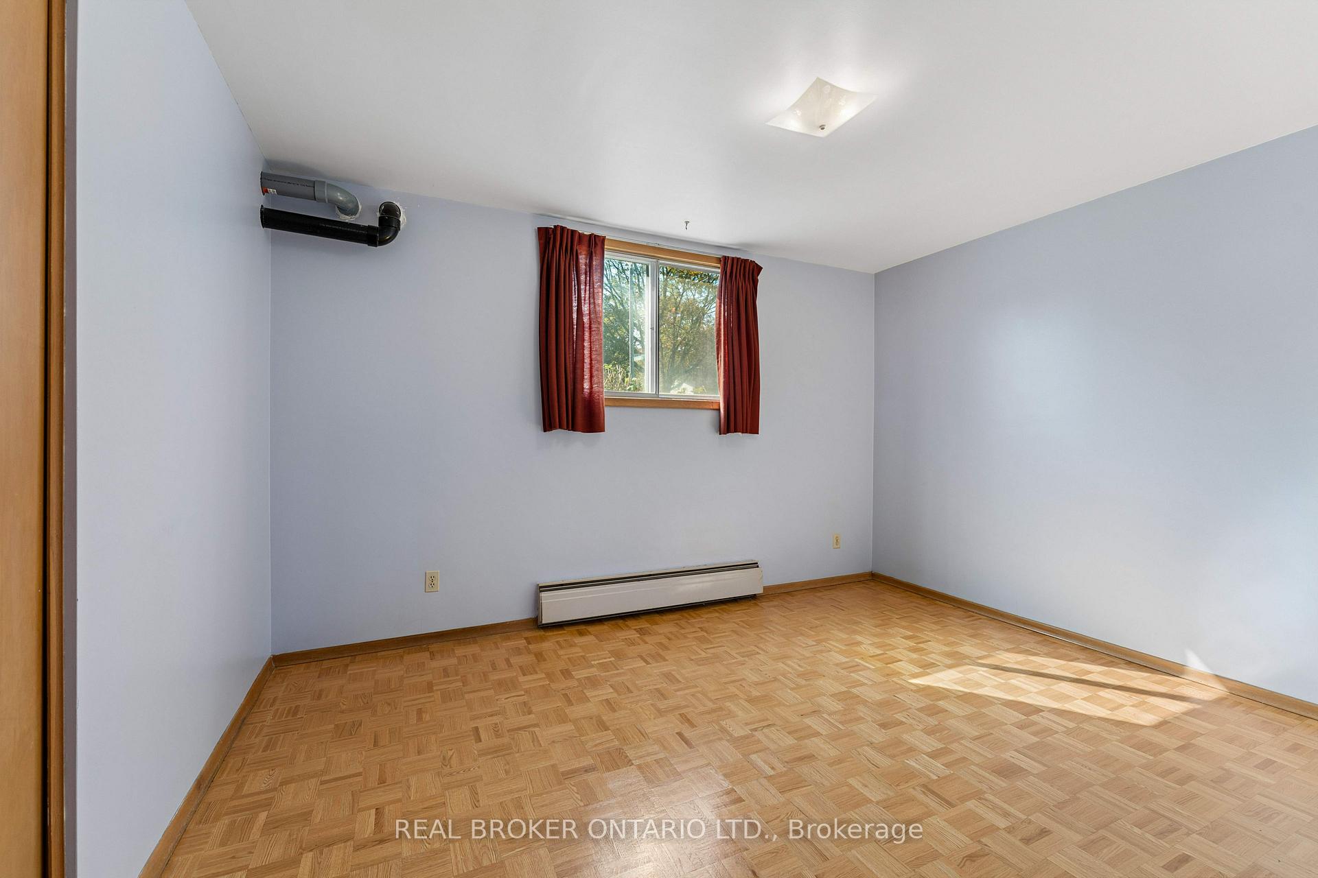 Photo 19 of 530 Glen Forrest Boulevard, Waterloo, Lakeshore Village — HOMEH