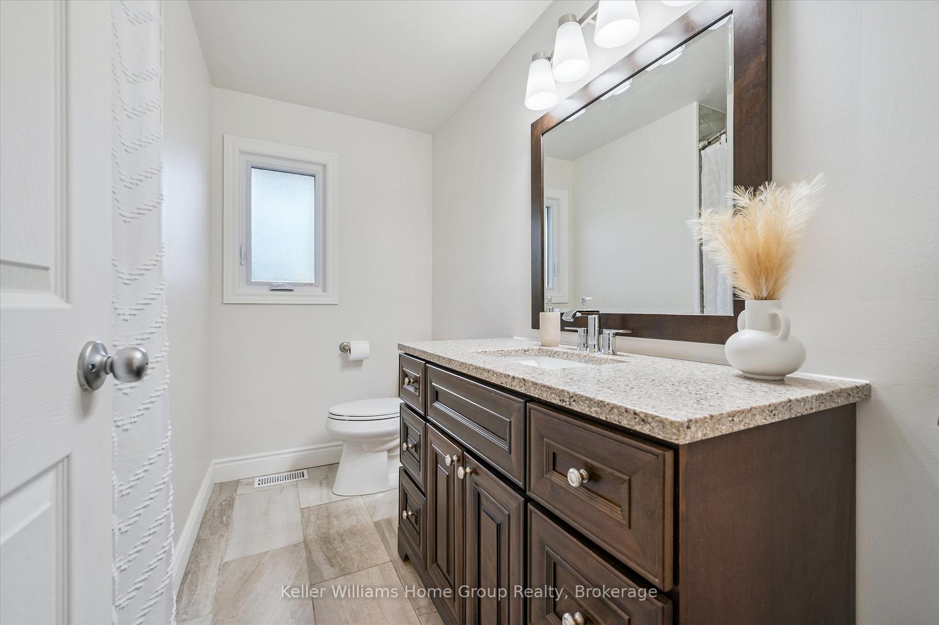Photo 23 of 284 Colborne Street, Centre Wellington, Elora/Salem — HOMEH
