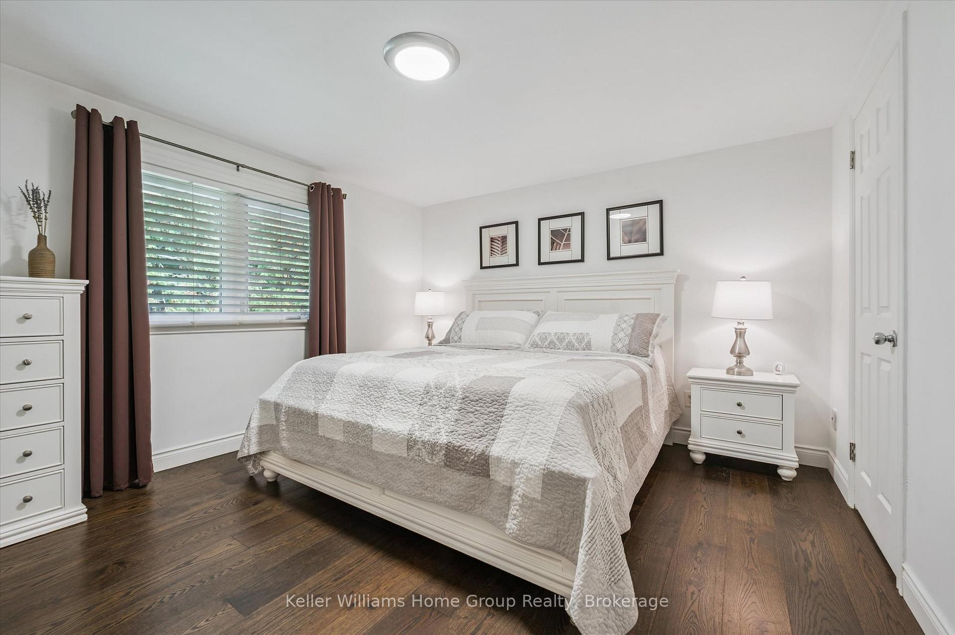 Photo 24 of 284 Colborne Street, Centre Wellington, Elora/Salem — HOMEH