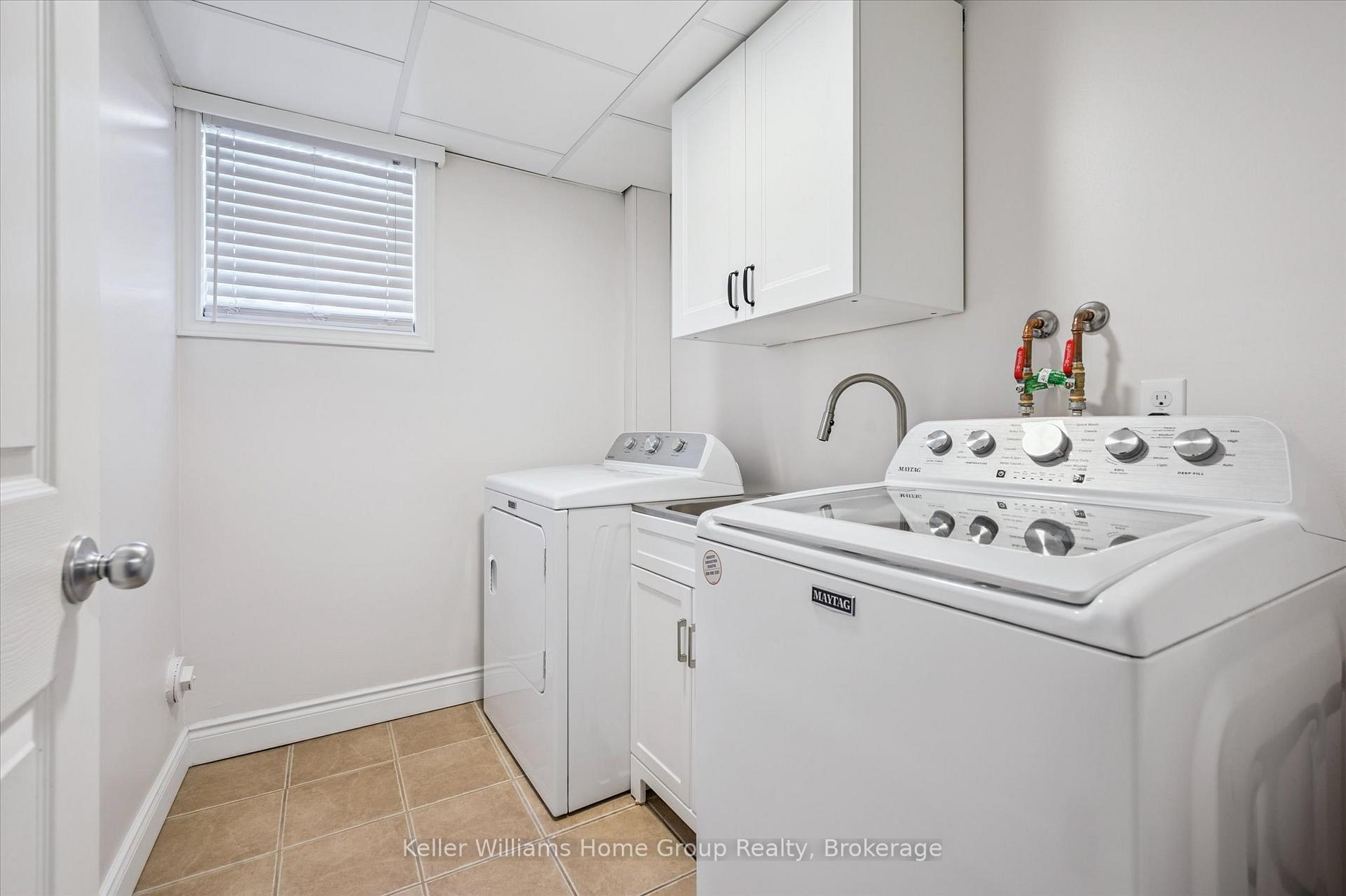 Photo 33 of 284 Colborne Street, Centre Wellington, Elora/Salem — HOMEH