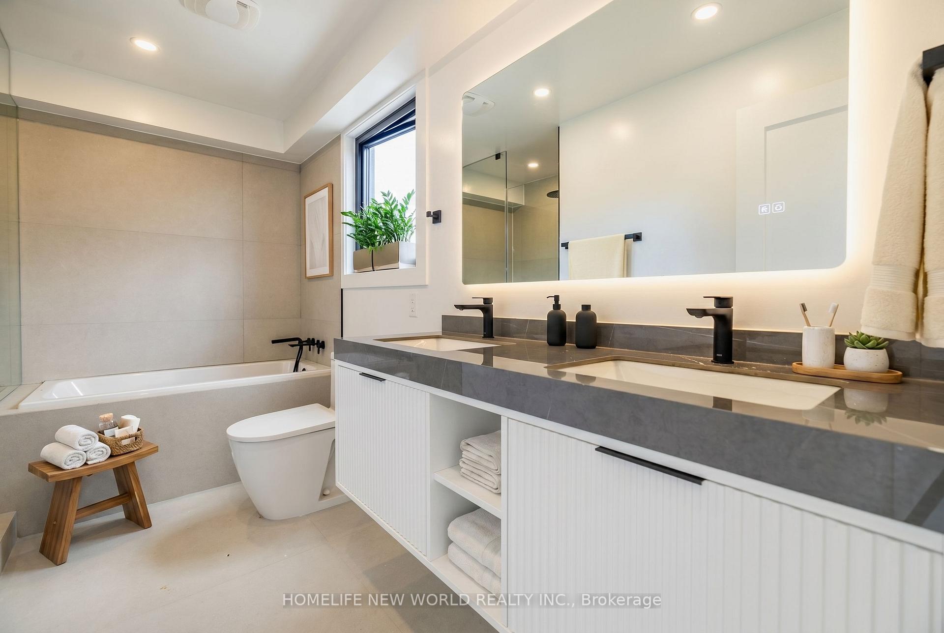 Photo 20 of Unit Laneway, 679 Gladstone Avenue, Toronto, Dovercourt-Wallace Emerson-Junction — HOMEH
