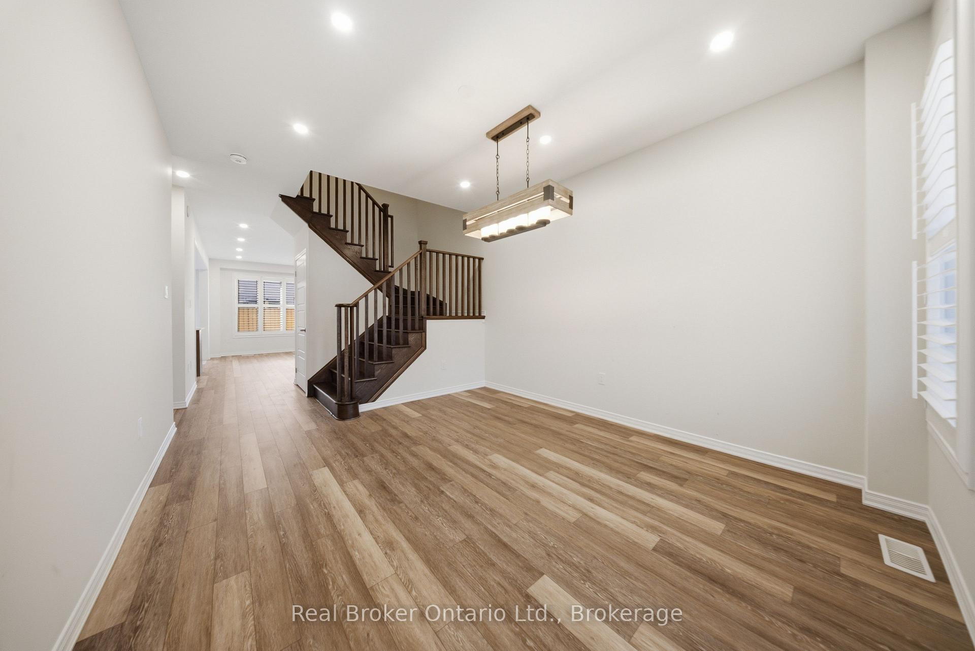 Photo 6 of 51 Magdalena Street, Hamilton, Stoney Creek Mountain — HOMEH