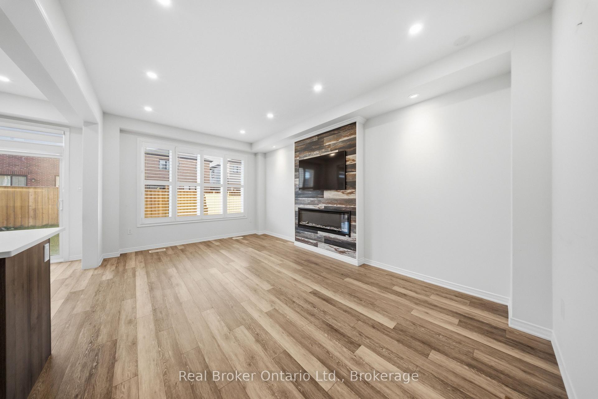 Photo 12 of 51 Magdalena Street, Hamilton, Stoney Creek Mountain — HOMEH