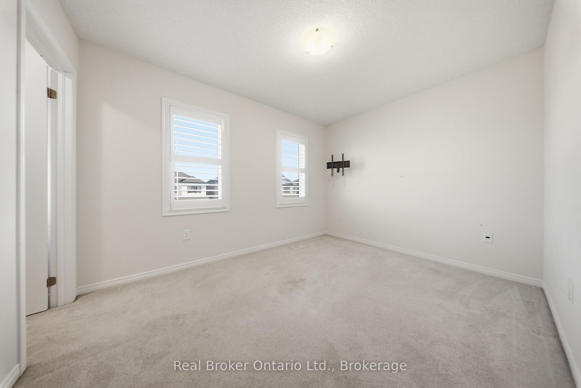 Photo 23 of 51 Magdalena Street, Hamilton, Stoney Creek Mountain — HOMEH