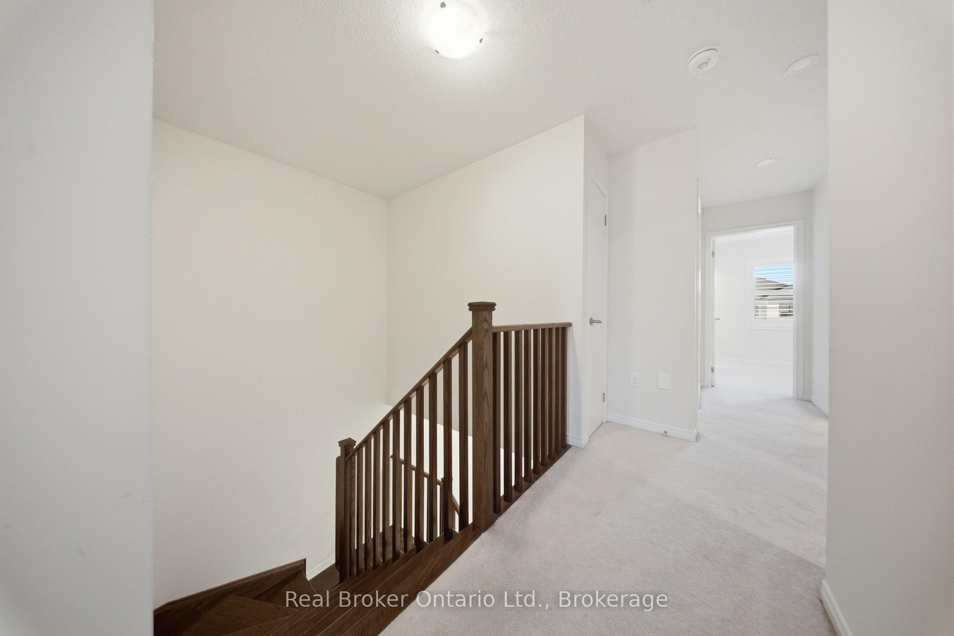 Photo 25 of 51 Magdalena Street, Hamilton, Stoney Creek Mountain — HOMEH