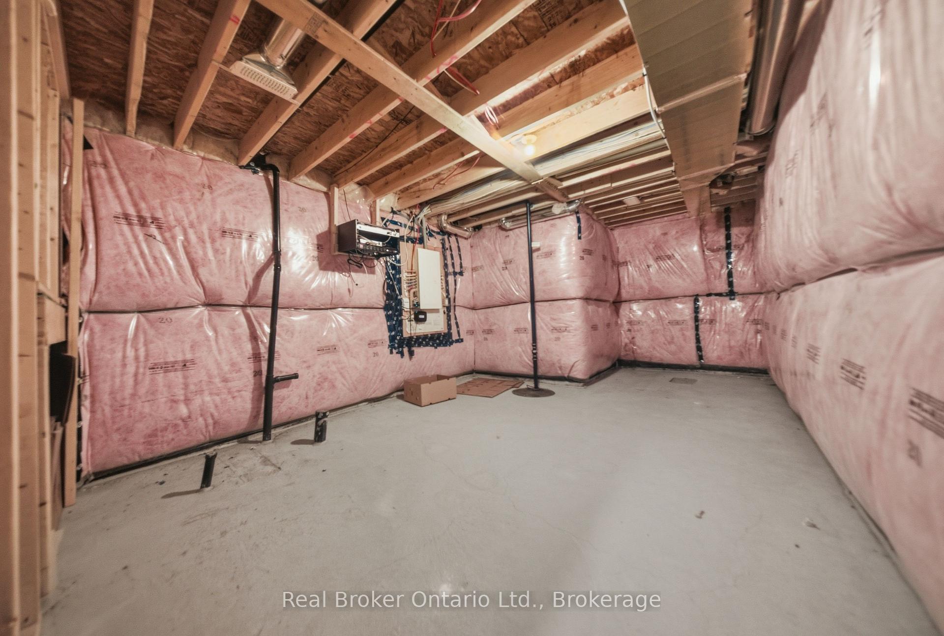 Photo 27 of 51 Magdalena Street, Hamilton, Stoney Creek Mountain — HOMEH