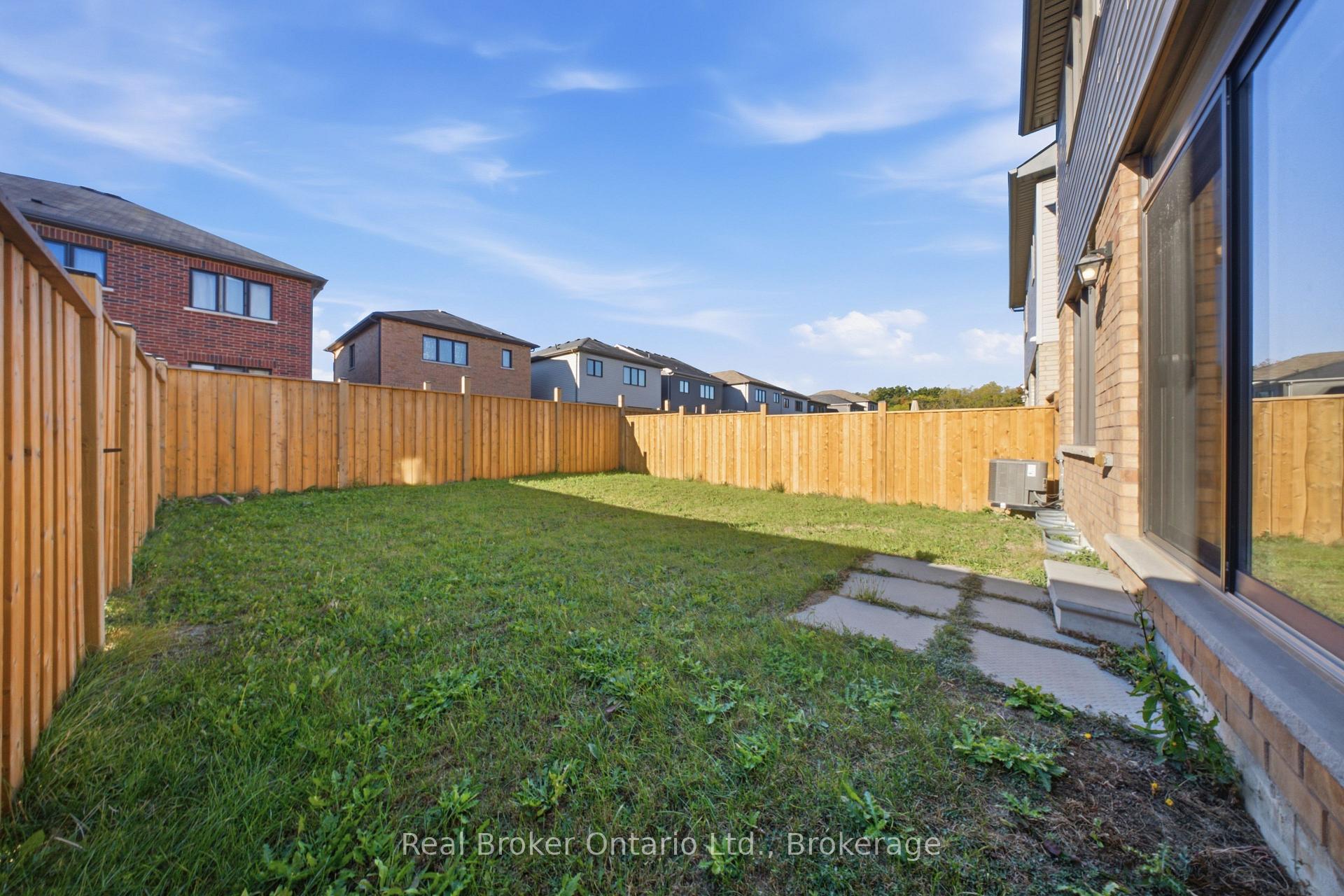 Photo 28 of 51 Magdalena Street, Hamilton, Stoney Creek Mountain — HOMEH
