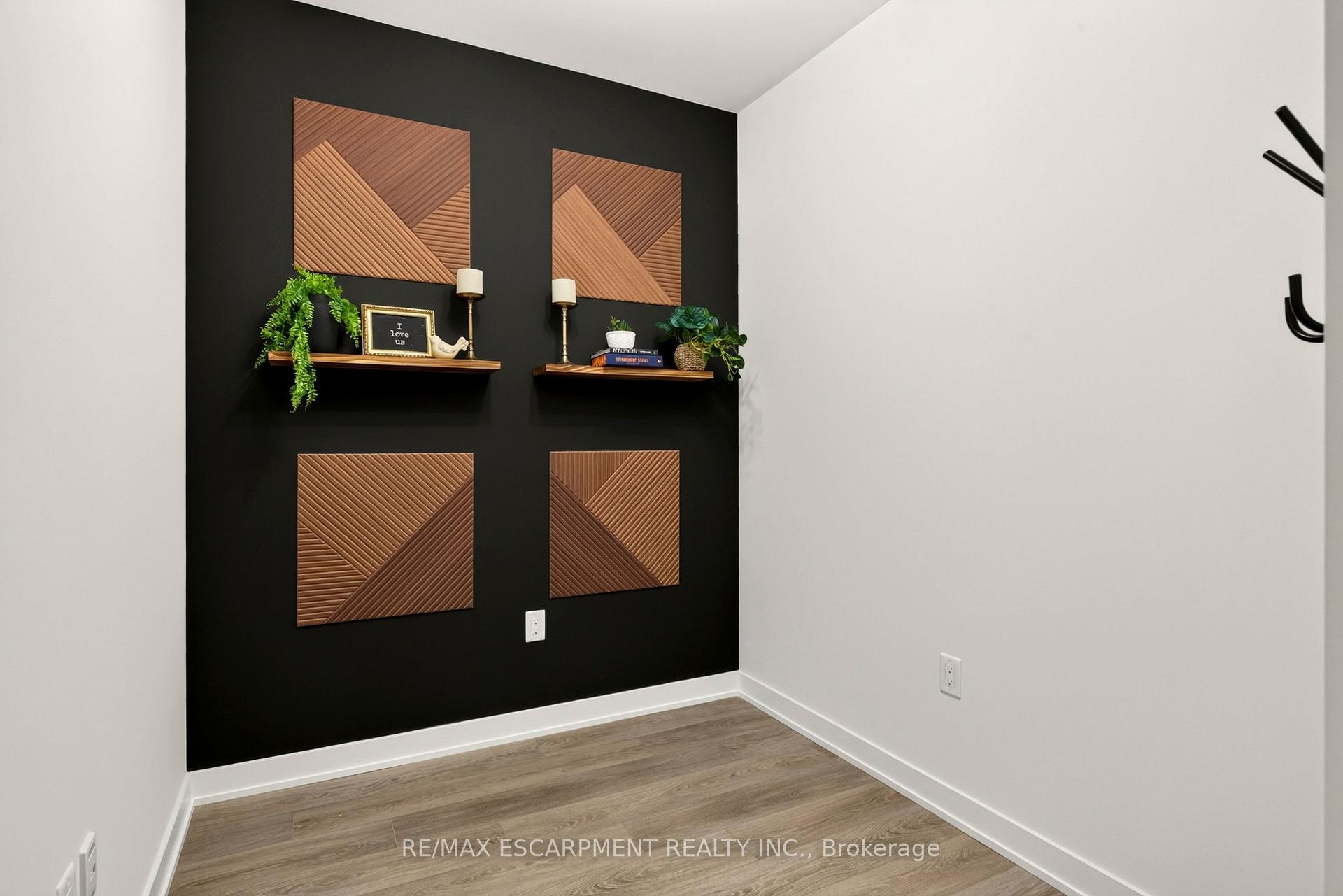 Photo 7 of Unit 812, 212 King William Street, Hamilton, Beasley — HOMEH