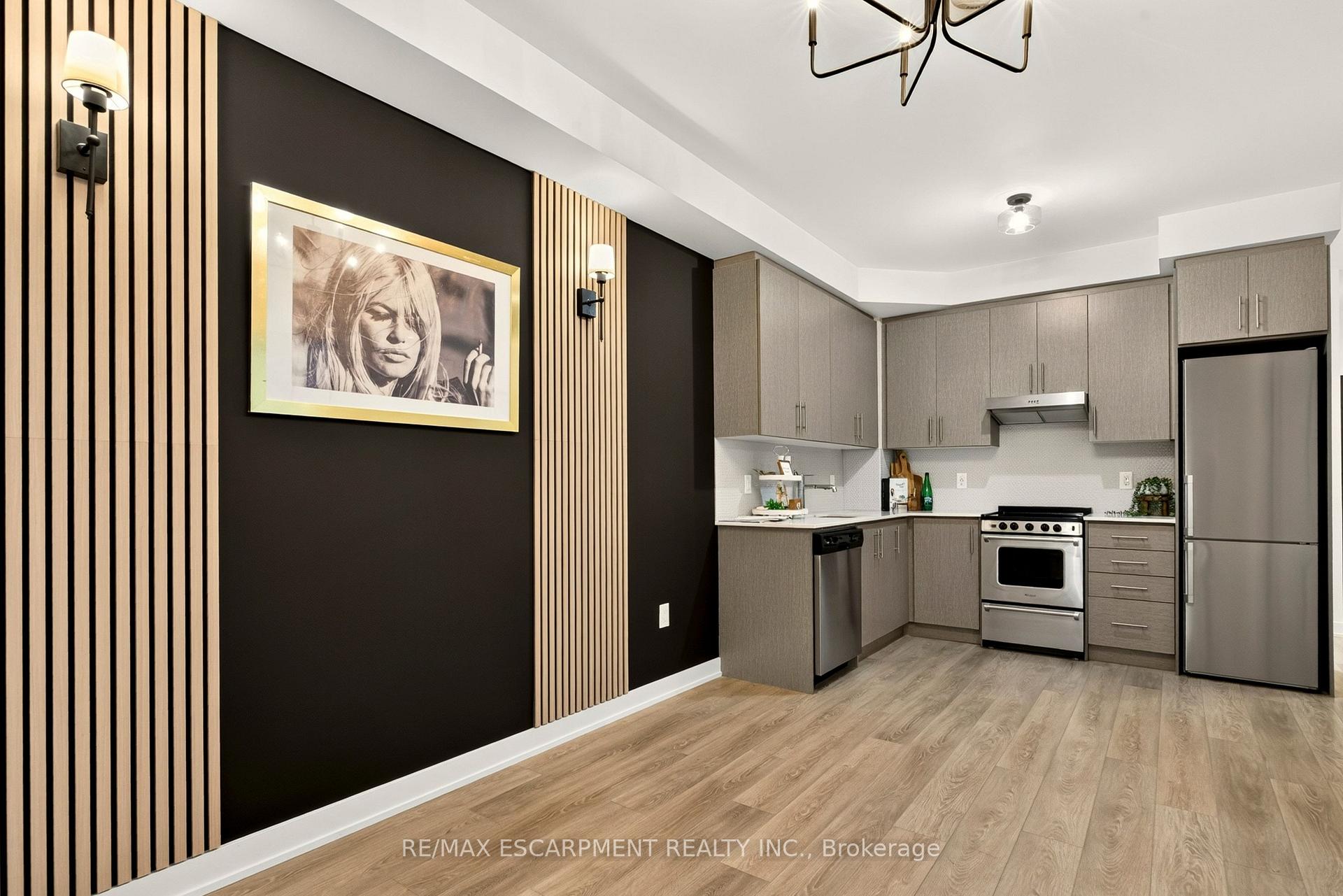 Photo 8 of Unit 812, 212 King William Street, Hamilton, Beasley — HOMEH