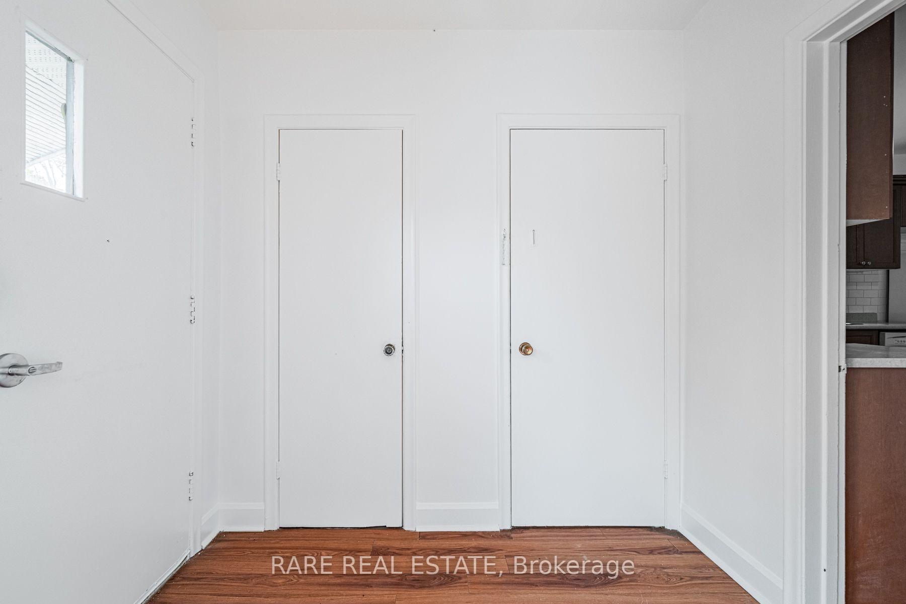 Photo 9 of Unit Main, 14 Alexis Boulevard, North York, Clanton Park — HOMEH