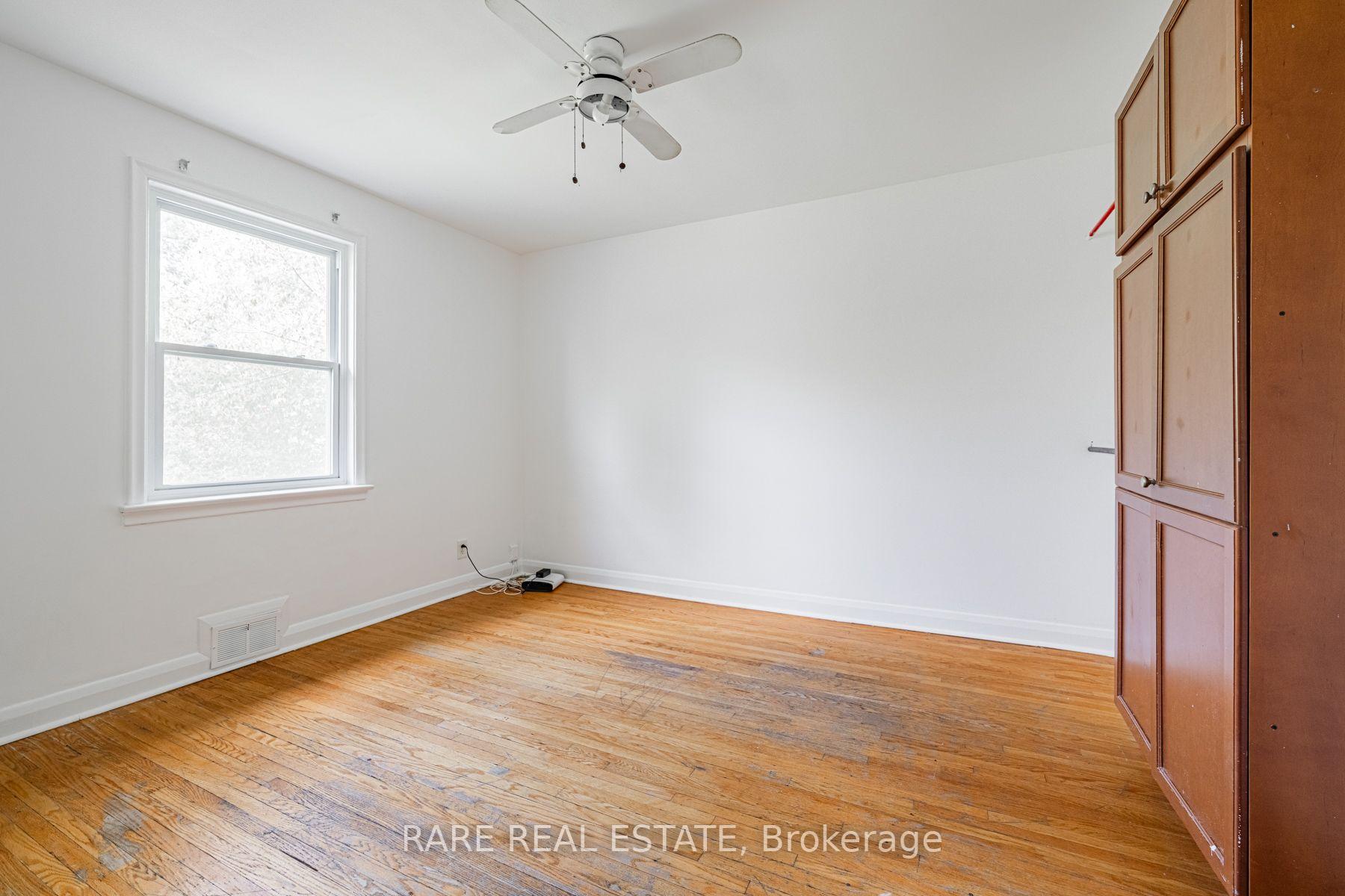 Photo 23 of Unit Main, 14 Alexis Boulevard, North York, Clanton Park — HOMEH