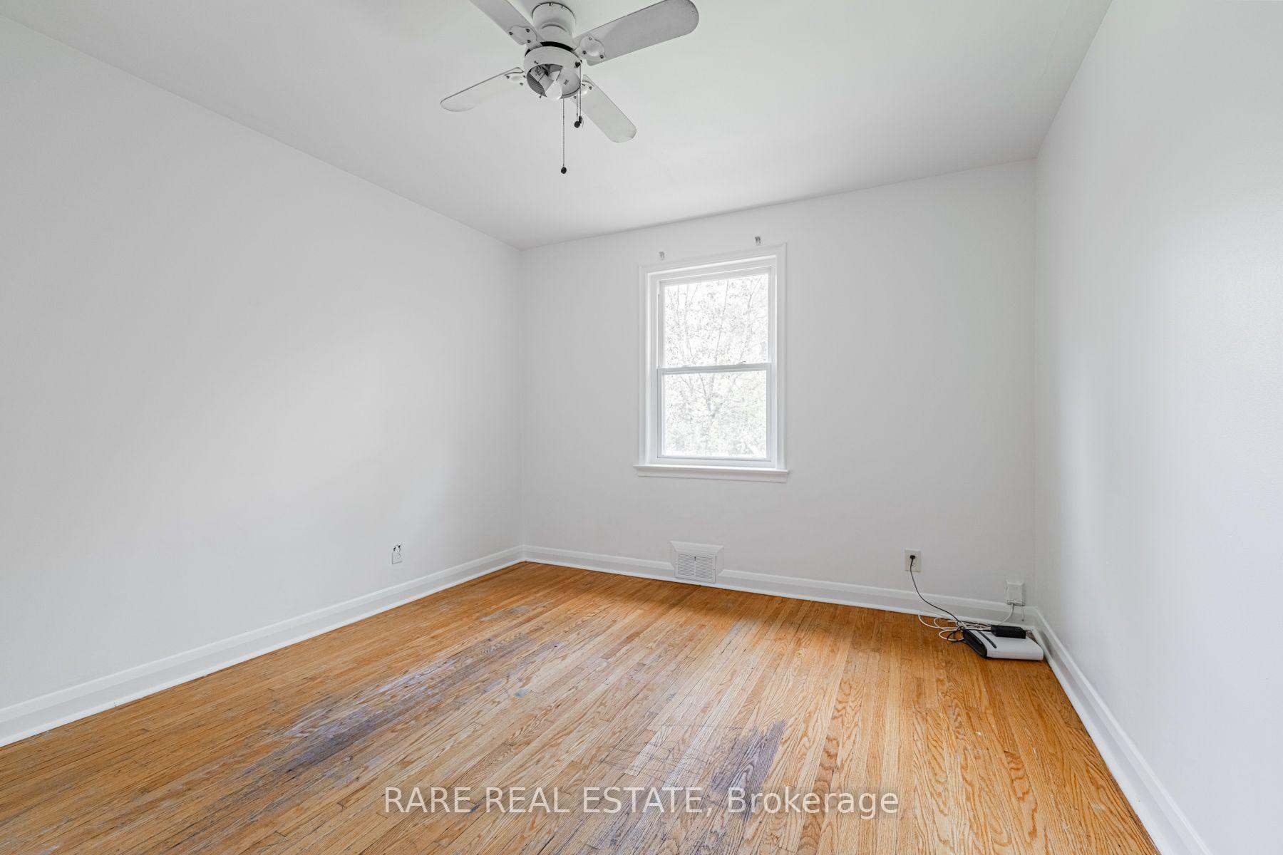 Photo 24 of Unit Main, 14 Alexis Boulevard, North York, Clanton Park — HOMEH