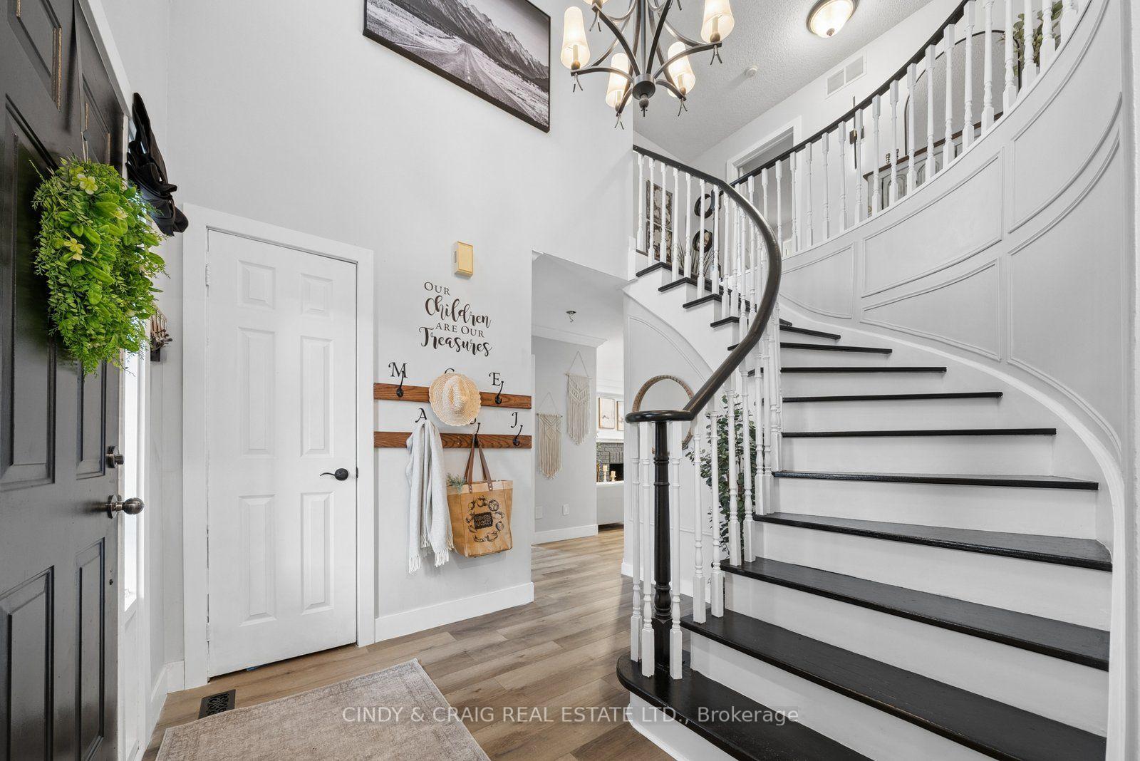 Photo 7 of 5 Grady Drive, Clarington, Newcastle — HOMEH