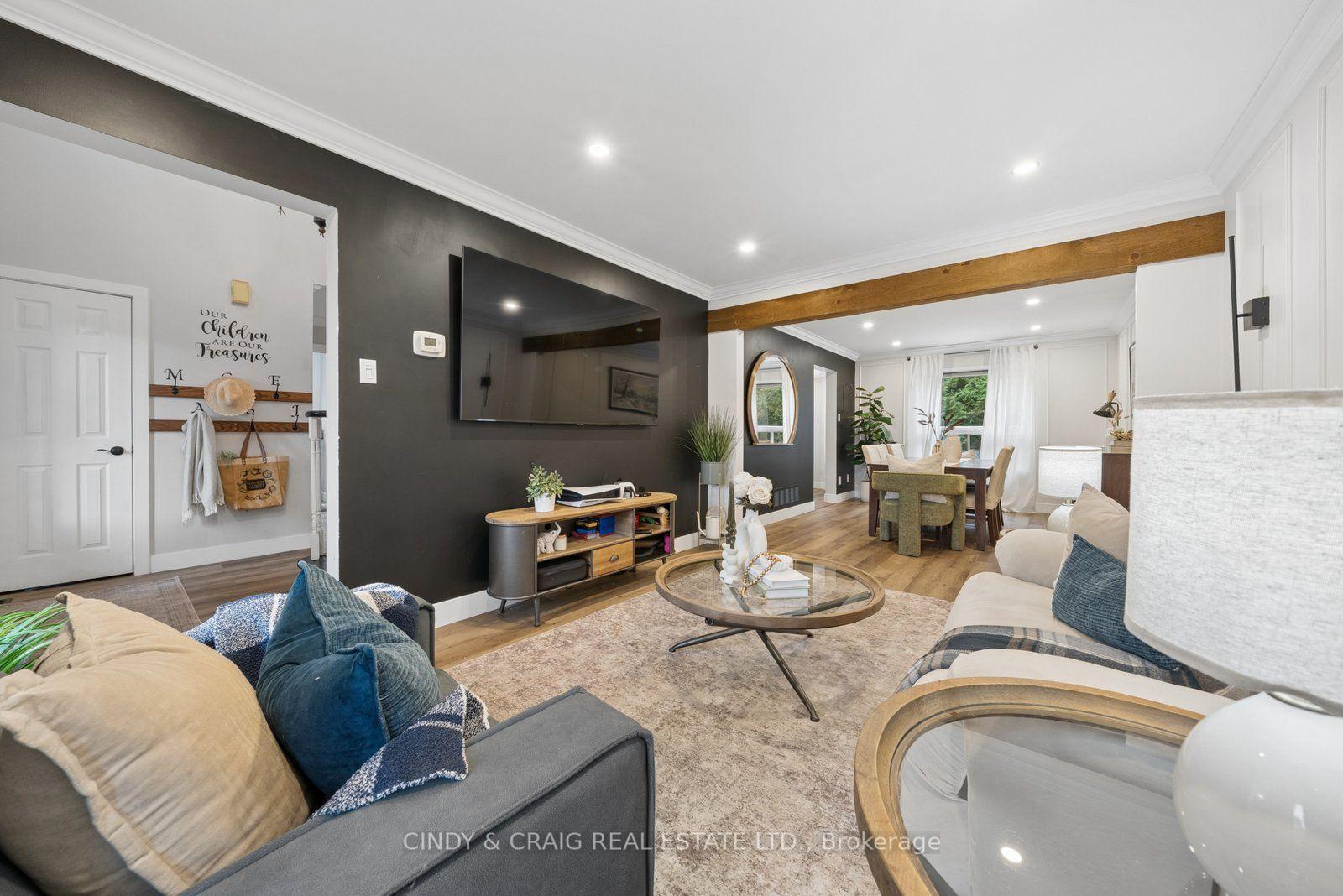 Photo 9 of 5 Grady Drive, Clarington, Newcastle — HOMEH