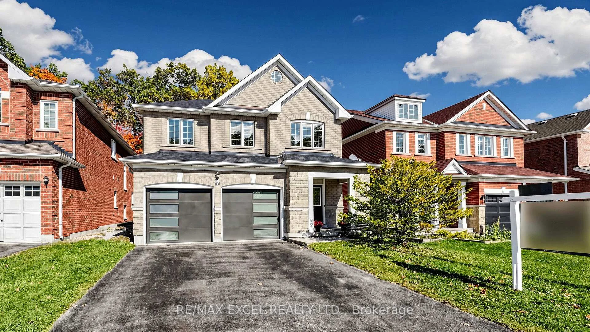 Front of 44 Canyon Hill Avenue