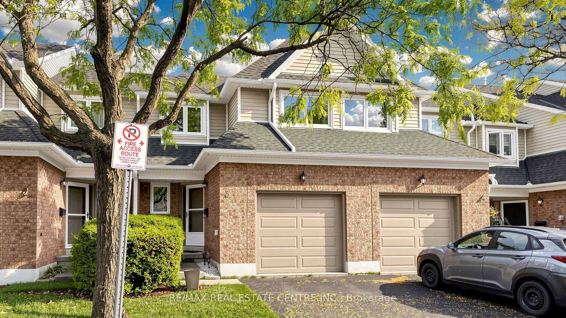 Photo of Unit 3, 2215 Cleaver Avenue
