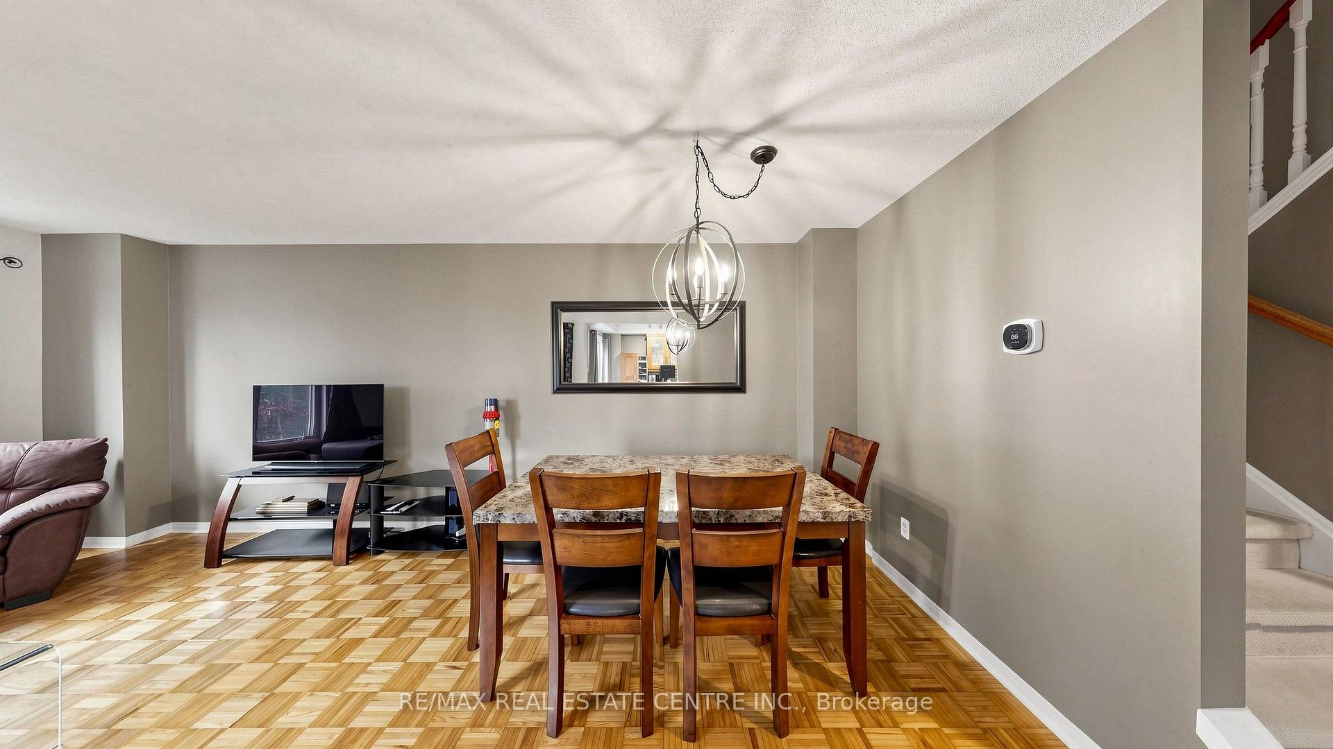 Photo 8 of Unit 3, 2215 Cleaver Avenue, Burlington, Headon — HOMEH