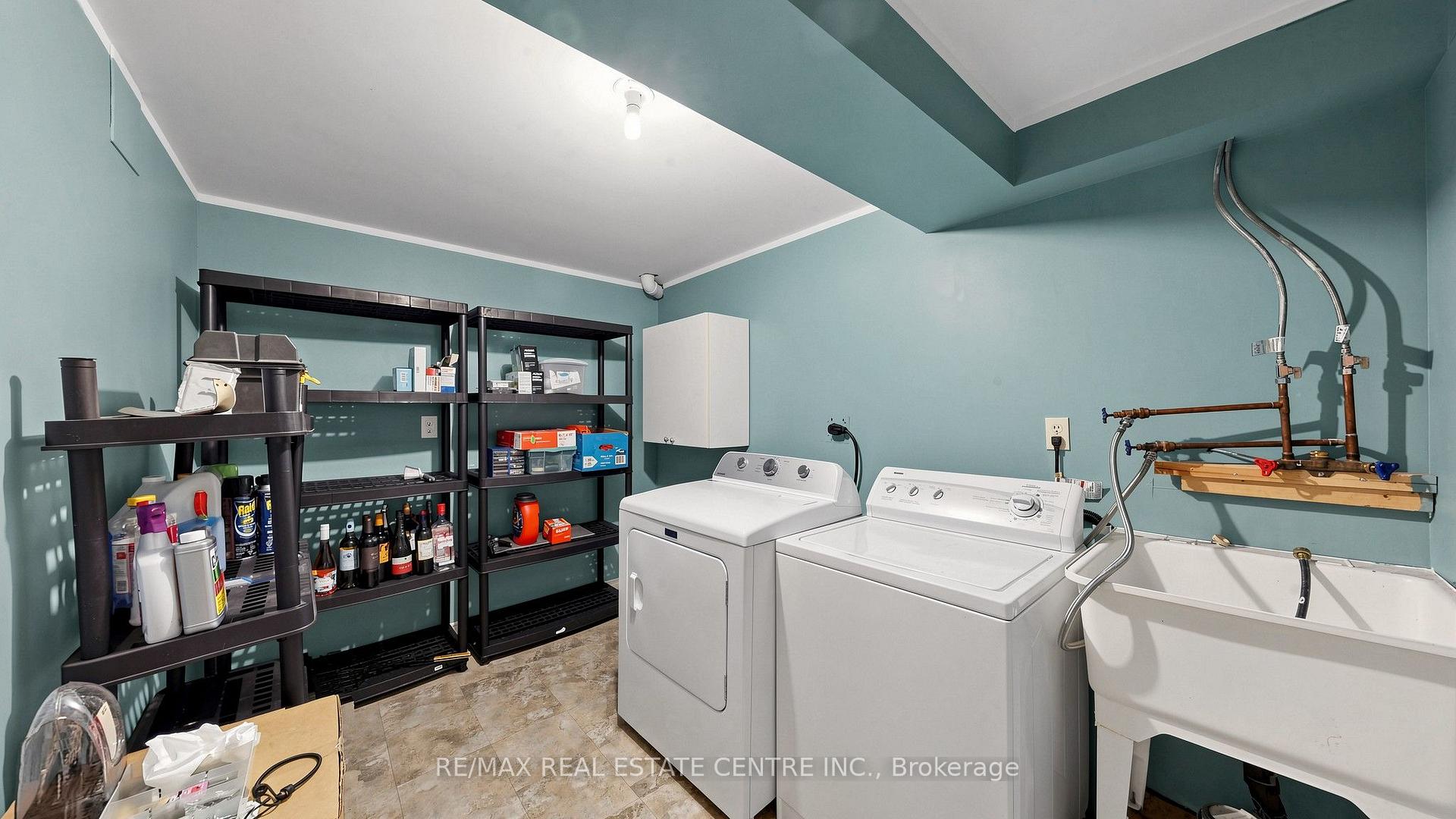 Photo 44 of Unit 3, 2215 Cleaver Avenue, Burlington, Headon — HOMEH