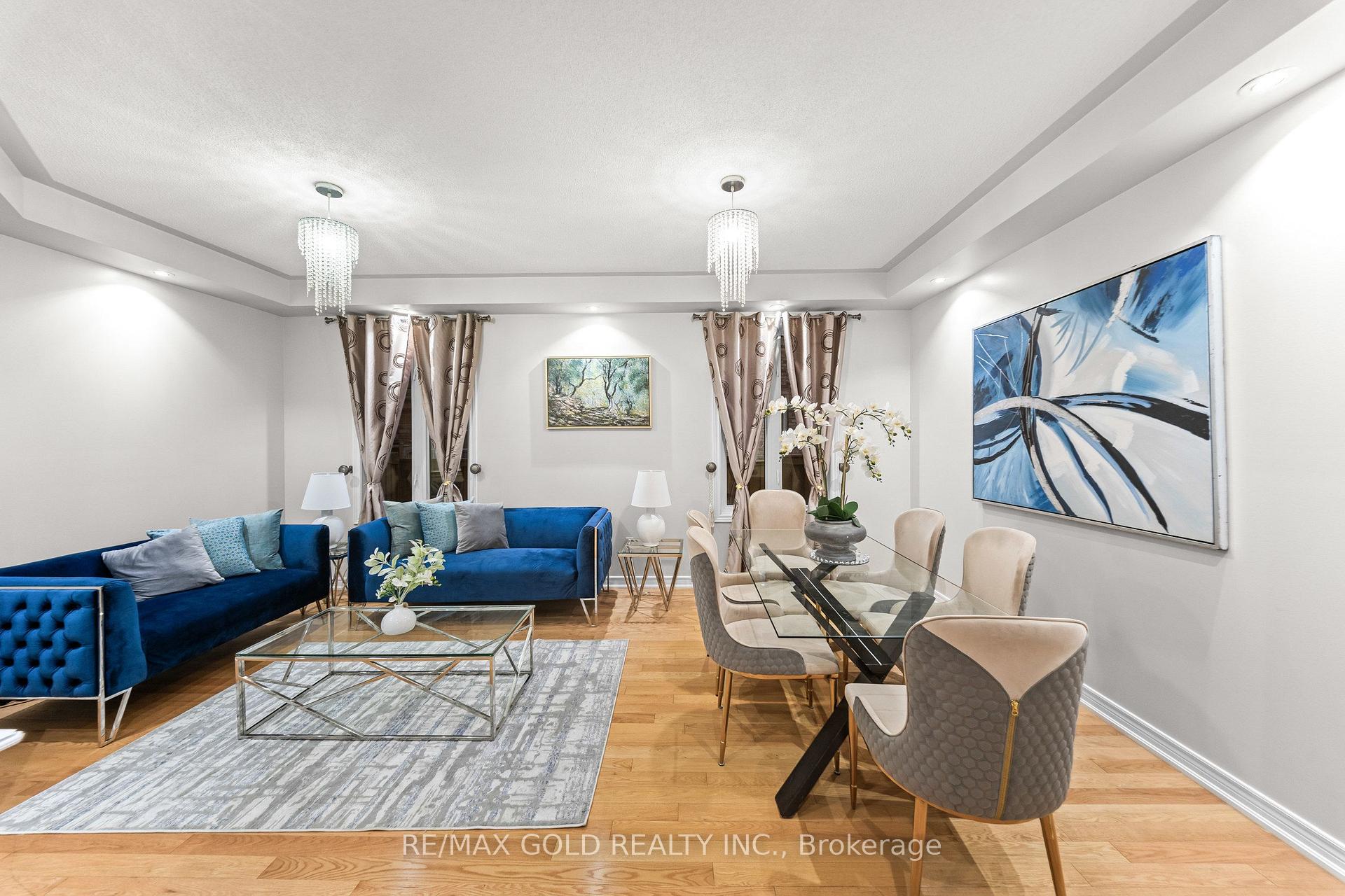 Photo 3 of 23 Wellpark Way, Brampton, Bram East — HOMEH