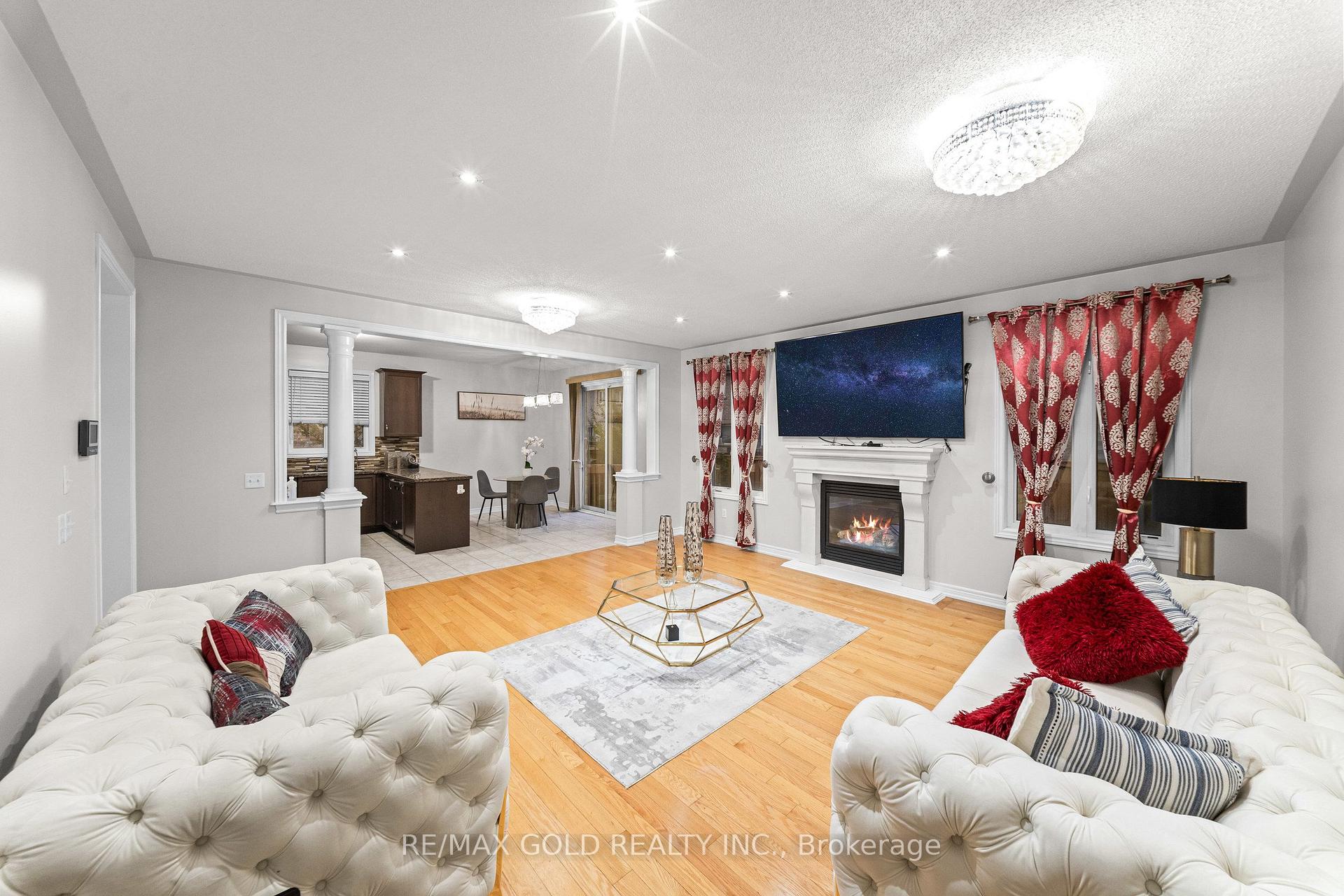 Photo 12 of 23 Wellpark Way, Brampton, Bram East — HOMEH