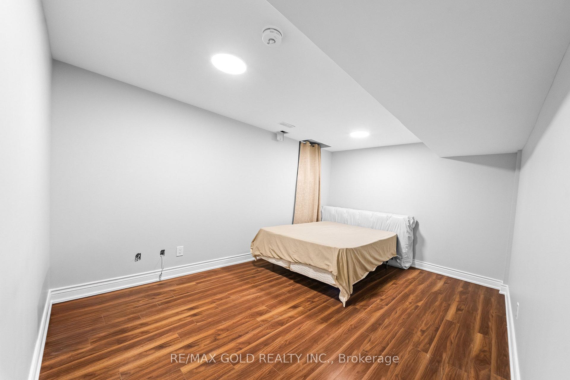Photo 28 of 23 Wellpark Way, Brampton, Bram East — HOMEH