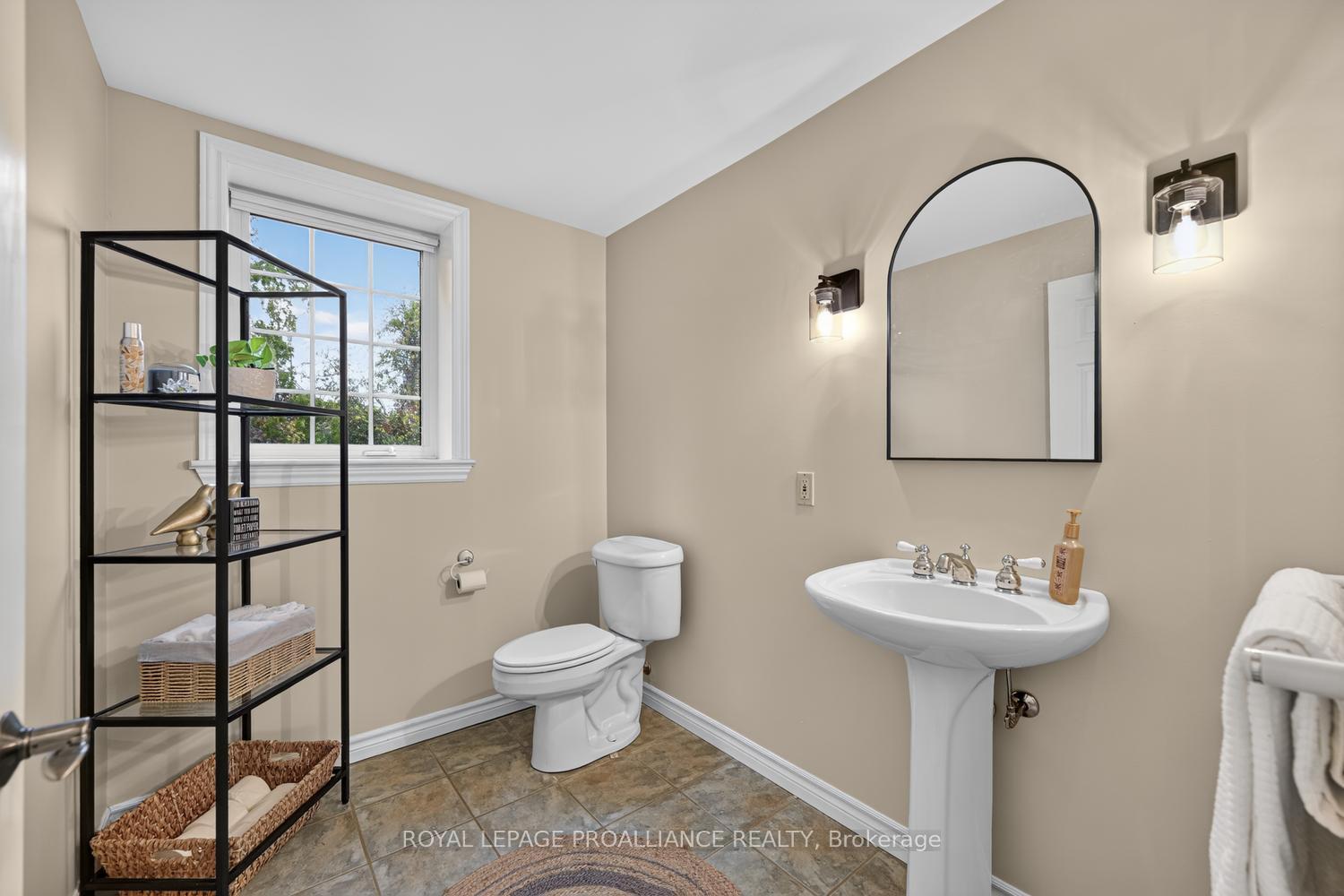 Photo 18 of 1131 Irace Drive, Augusta, Augusta Twp — HOMEH