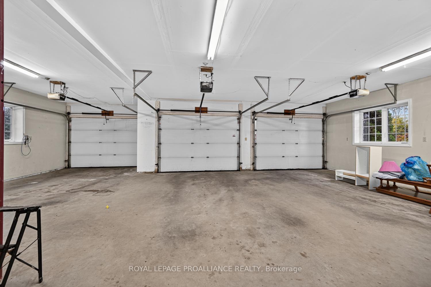 Photo 38 of 1131 Irace Drive, Augusta, Augusta Twp — HOMEH