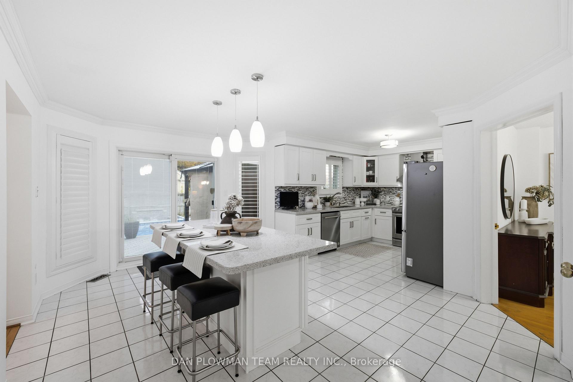 Photo 10 of 1603 Dellbrook Avenue, Pickering, Brock Ridge — HOMEH