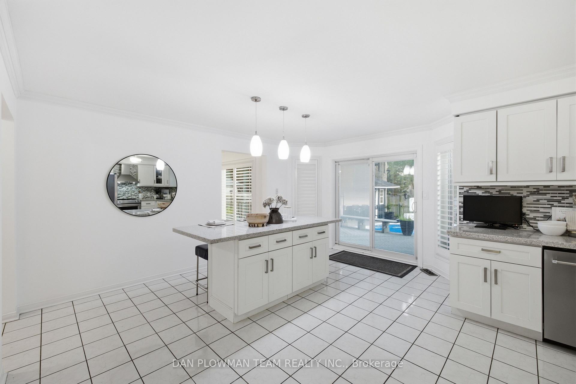 Photo 11 of 1603 Dellbrook Avenue, Pickering, Brock Ridge — HOMEH