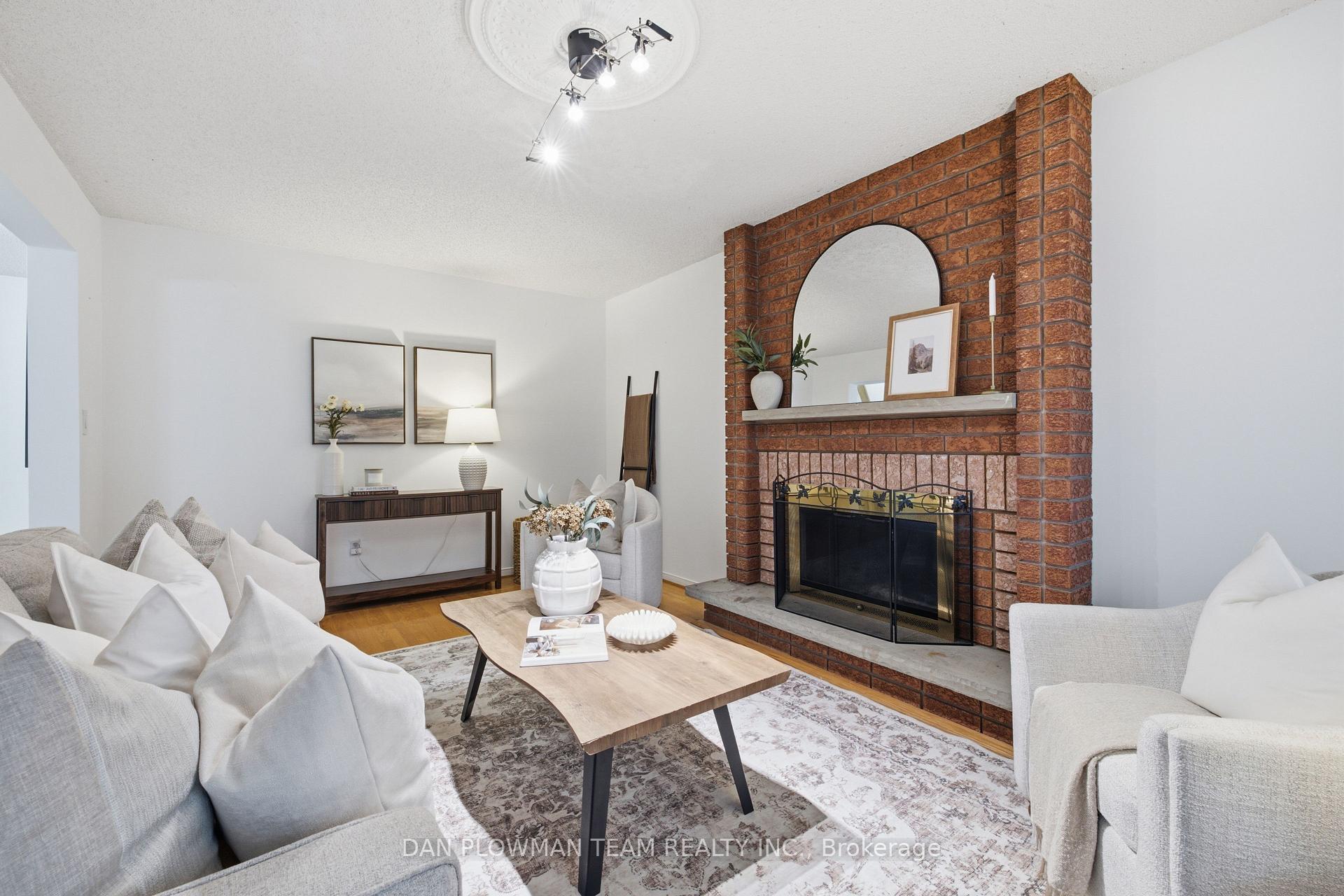 Photo 15 of 1603 Dellbrook Avenue, Pickering, Brock Ridge — HOMEH