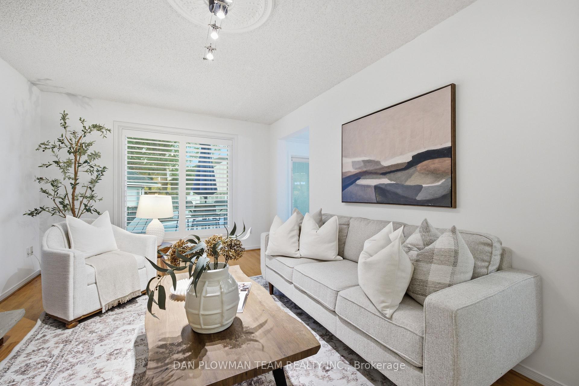 Photo 16 of 1603 Dellbrook Avenue, Pickering, Brock Ridge — HOMEH