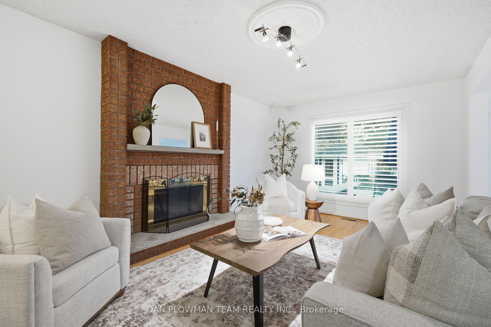 Photo 17 of 1603 Dellbrook Avenue, Pickering, Brock Ridge — HOMEH