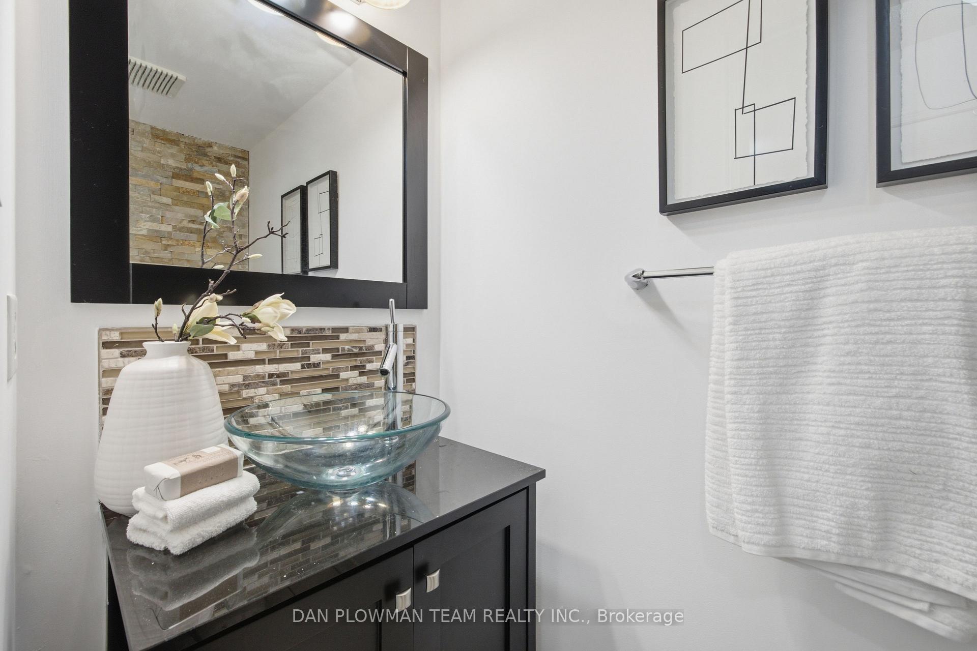 Photo 18 of 1603 Dellbrook Avenue, Pickering, Brock Ridge — HOMEH