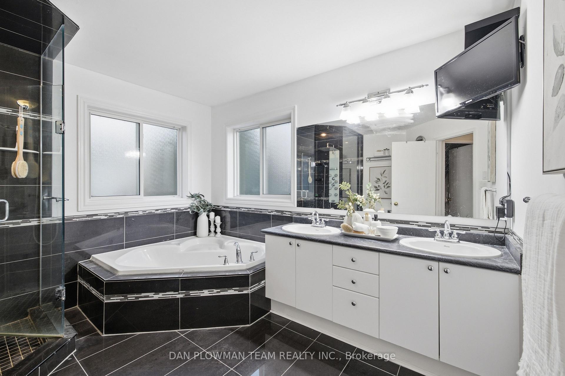 Photo 22 of 1603 Dellbrook Avenue, Pickering, Brock Ridge — HOMEH