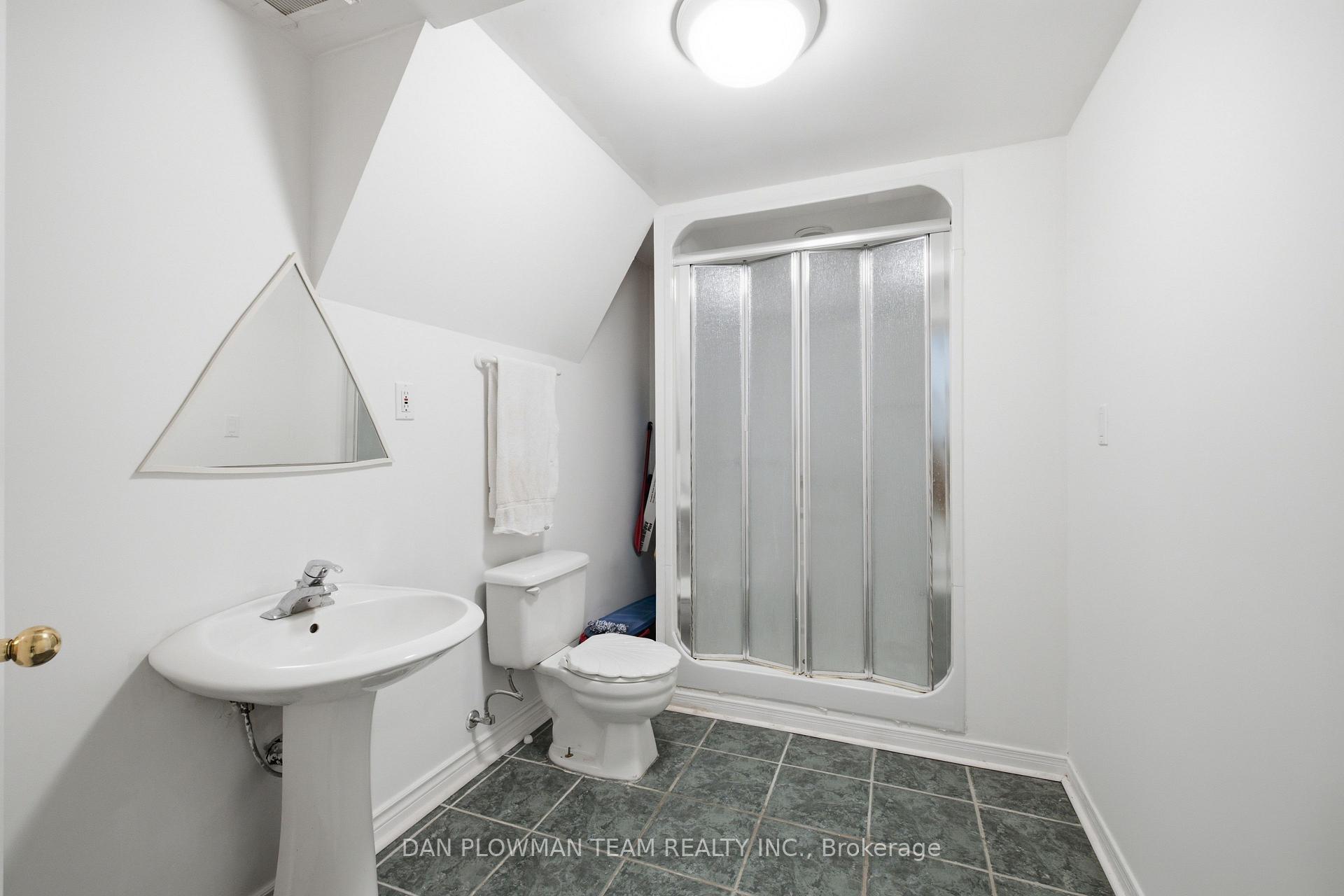 Photo 37 of 1603 Dellbrook Avenue, Pickering, Brock Ridge — HOMEH