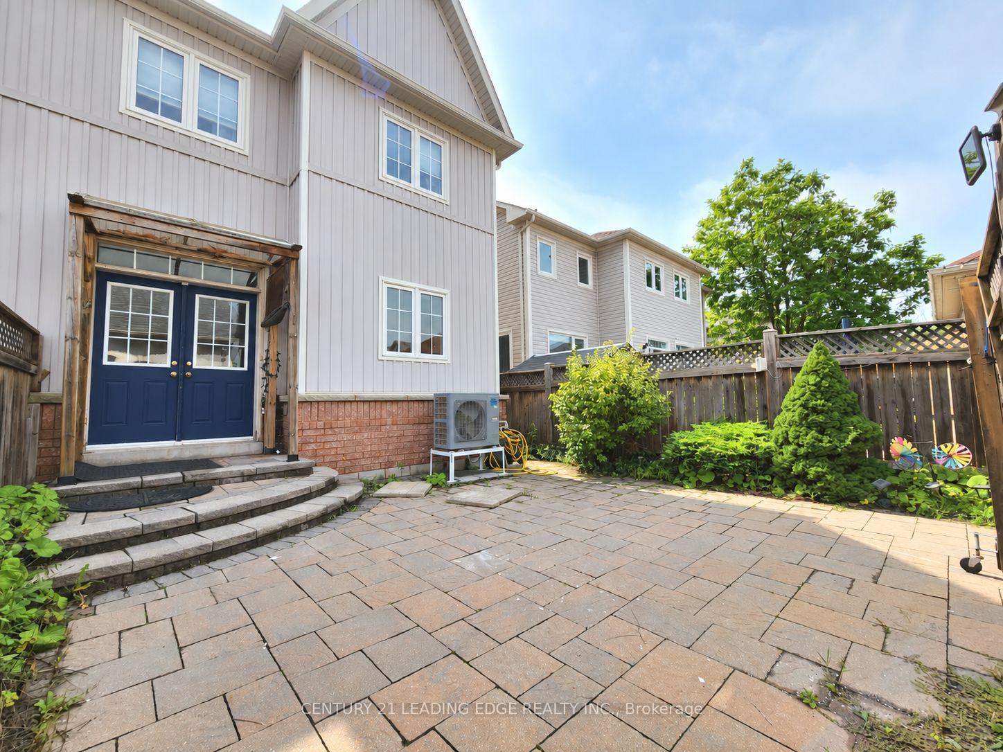 Photo 5 of 51 Yale Lane, Markham, Cornell — HOMEH